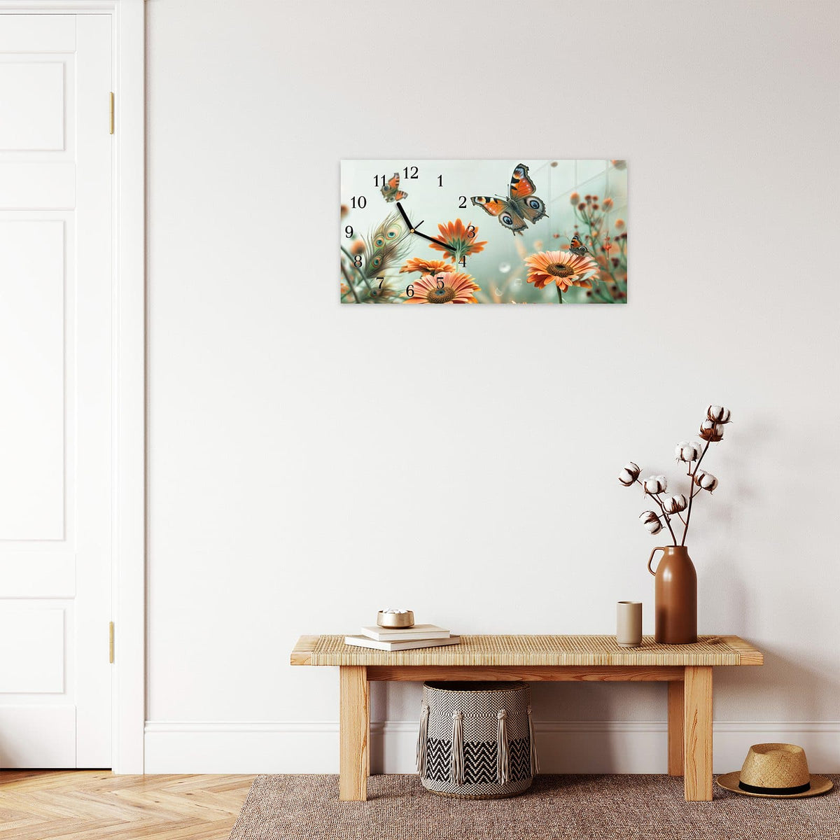 Moderne Wanduhr aus Glas mit Farbtiefe – Wanduhr Schmetterling Wiese aus Glas – Querformat 60 × 30 cm