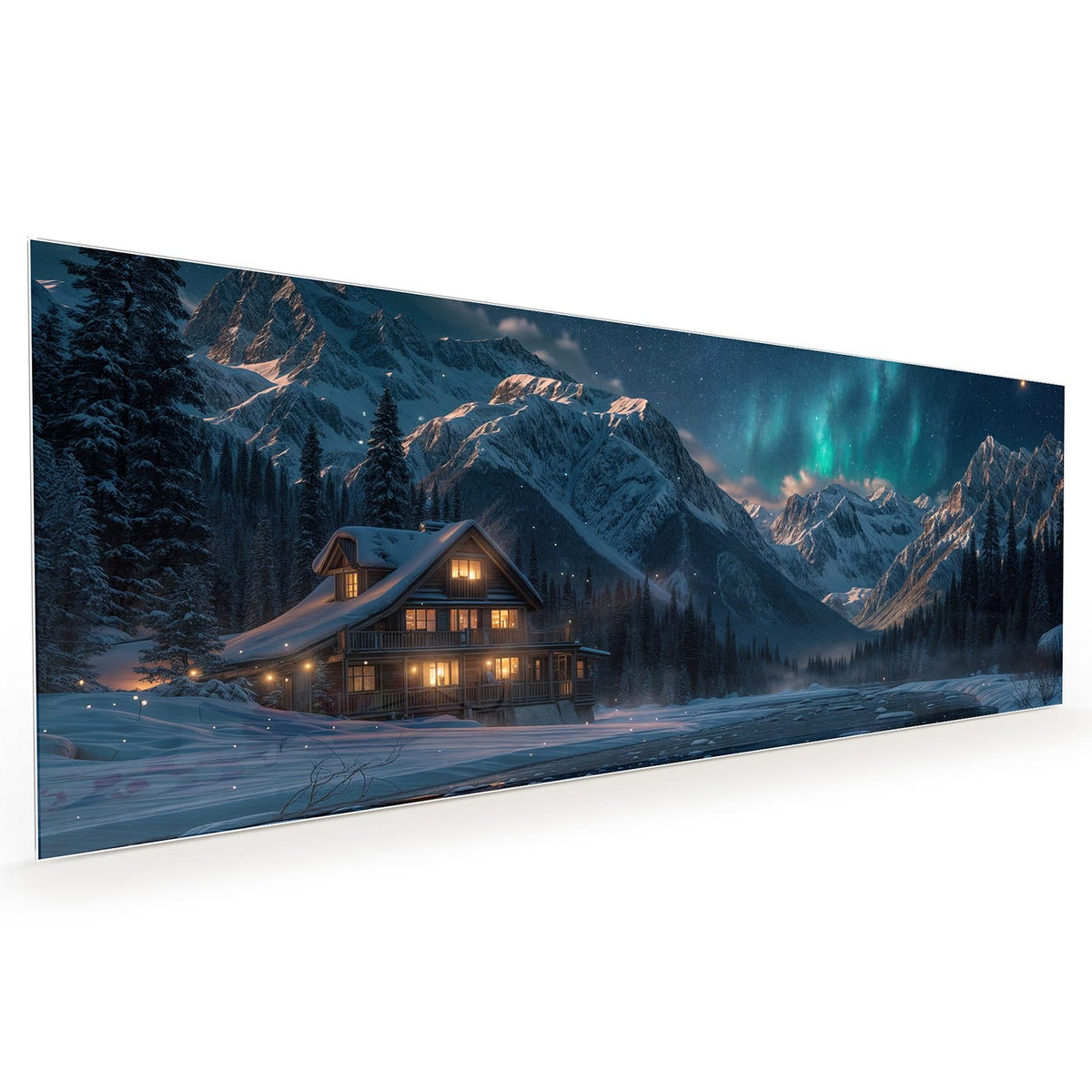 Küchenrückwand aus Glas im Hochformat mit Motiv Berghütte im Winter: Erleuchtetes Holzhaus im Schnee vor Bergkette und Sternenhimmel #grösse_40 x 100 cm #grösse_50 x 125 cm #grösse_60 x 150 cm