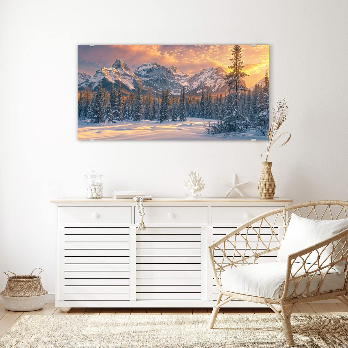 Echtglas, 4 mm – kein Acryl, keine Folie – Wandbild - Winterwald vor Bergen - Querformat
