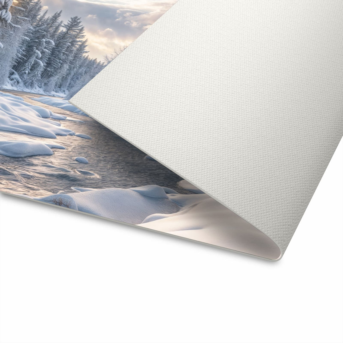 Pflegeleichter Küchenteppich mit Motiv Winterfluss in der Unterseite