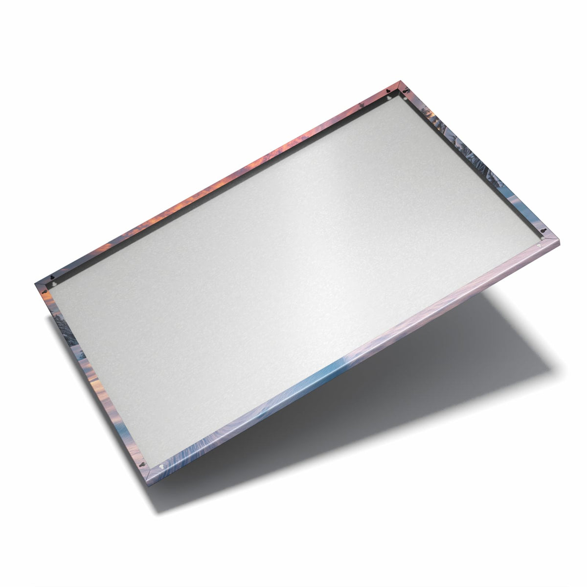 Nur 7 mm – liegt eng an der Wand – Metall Magnettafel - Roter Himmel über Schnee