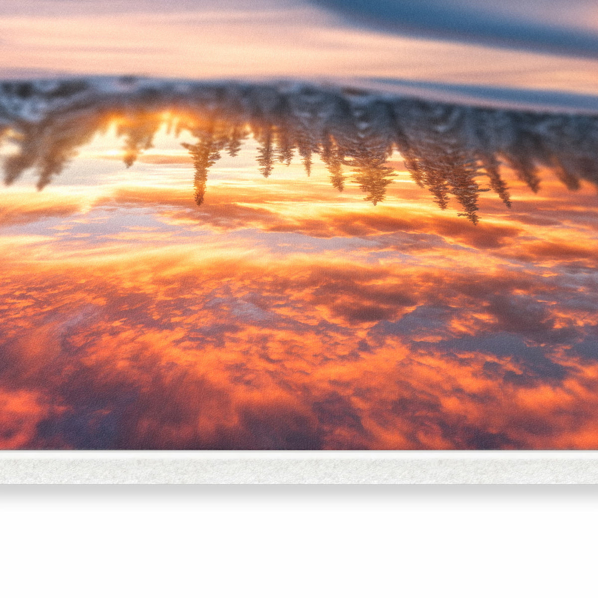 Feuchtigkeitsresistenter Küchenteppich mit Motiv Winterlandschaft Sonne in seitlicher Ansicht