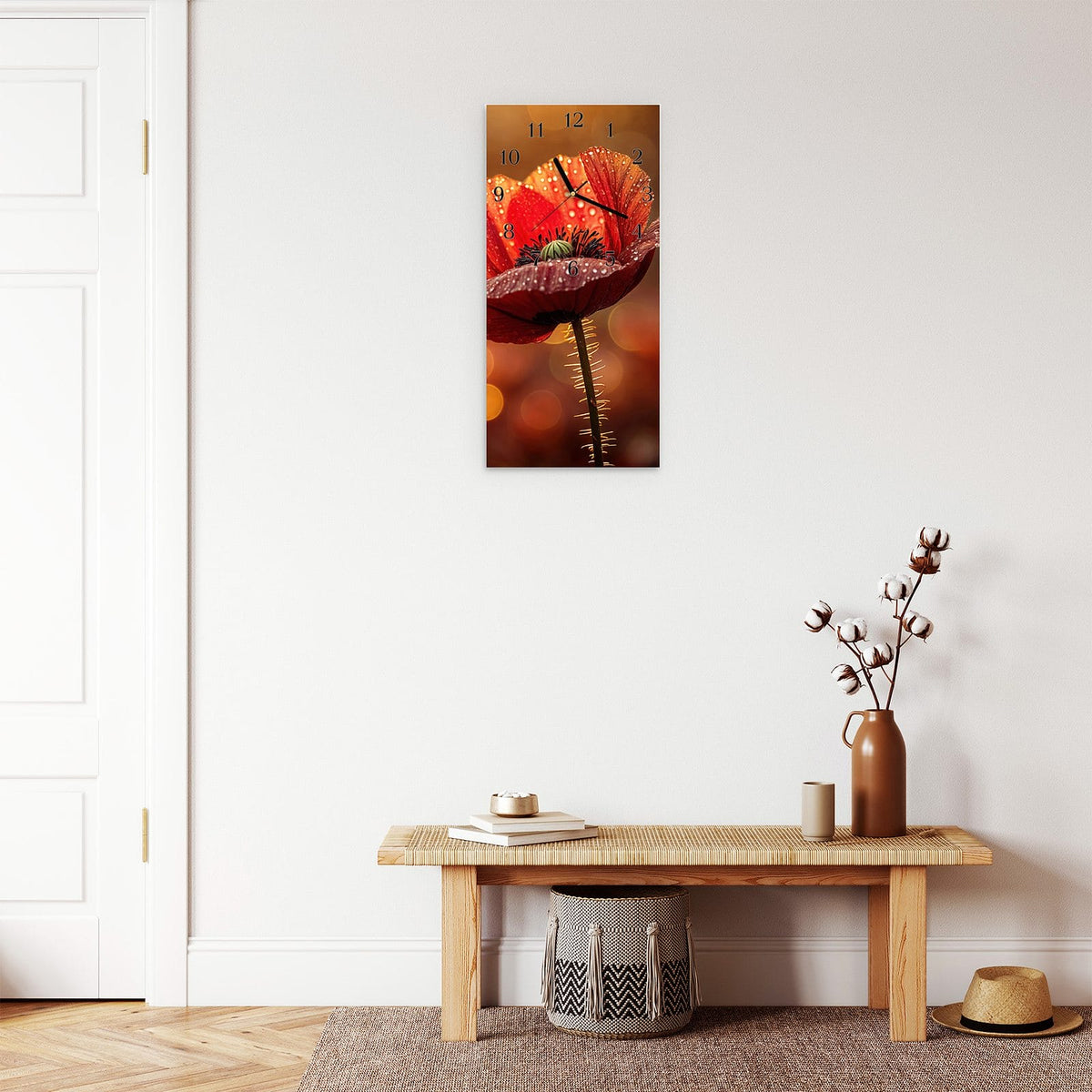 Moderne Wanduhr aus Glas mit Farbtiefe – Wanduhr Blühende Mohnblume aus Glas – Hochformat 30 × 60 cm