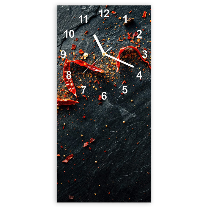 Wanduhr Chili Auf Schiefer aus Glas – Hochformat 30 × 60 cm mit Ziffernblatt Modern