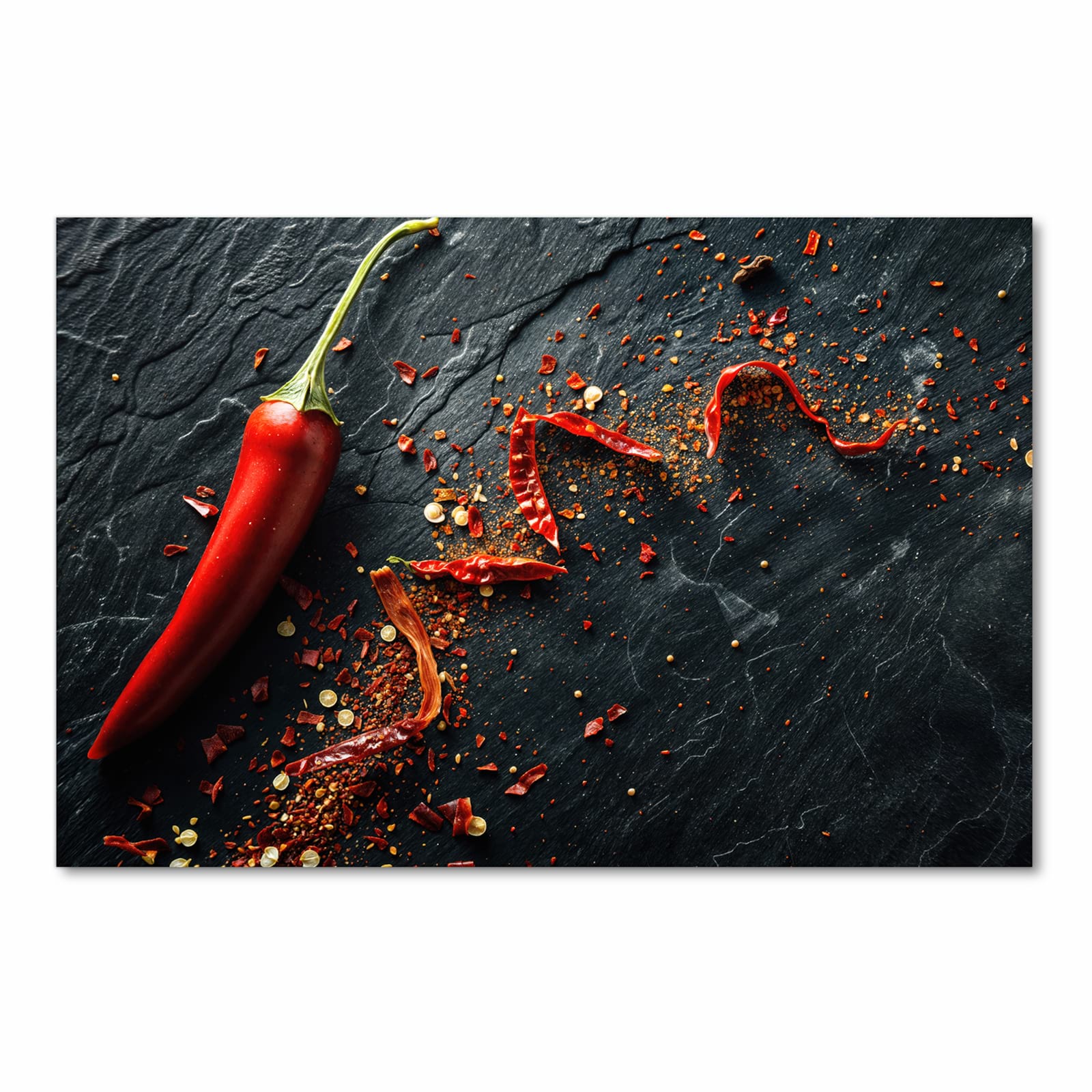 Formstabiler abwaschbarer Küchenteppich mit Motiv Chili Auf Schiefer in Frontansicht
