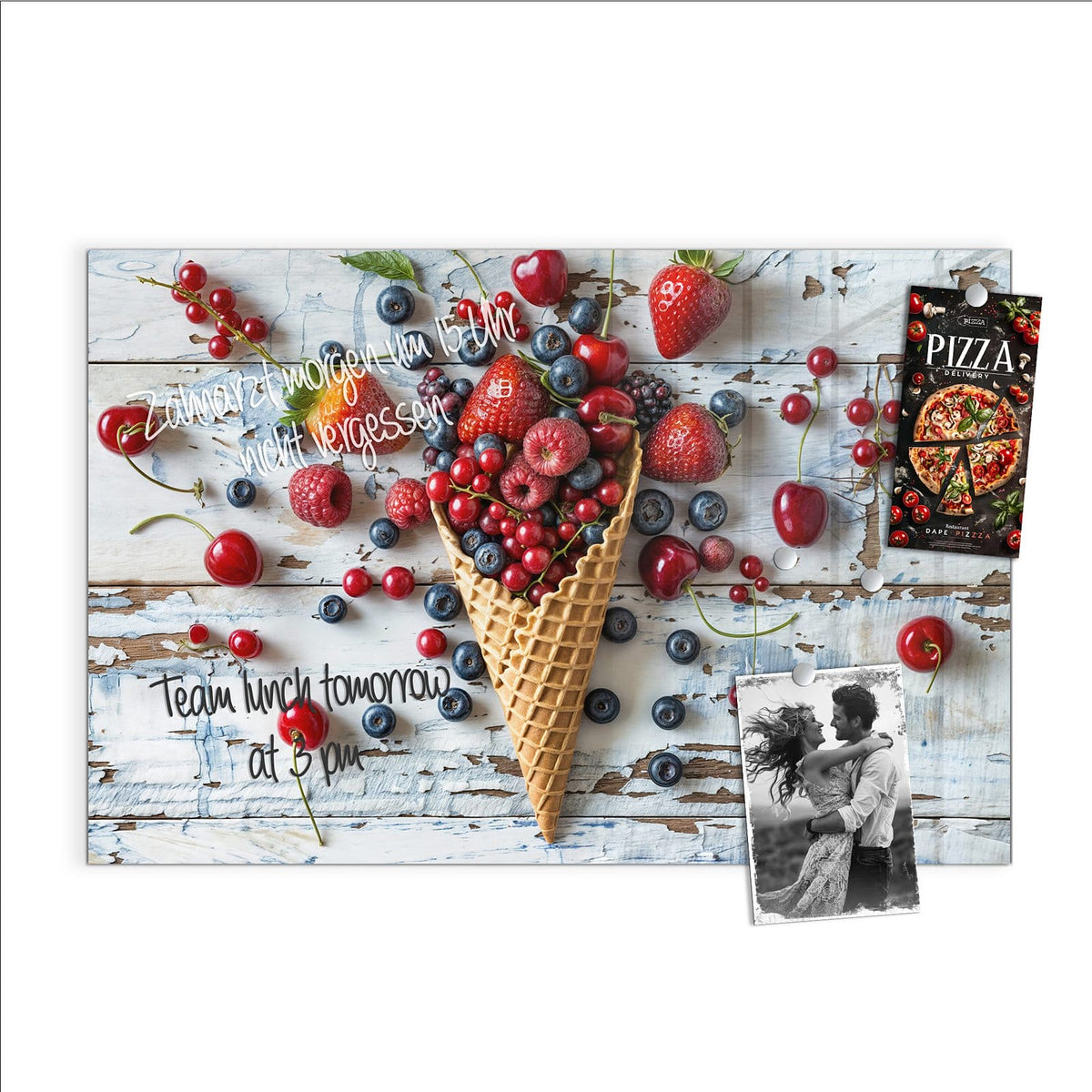 Beschreiben, abwischen, anheften – Magnettafel - Beeren in der Eiswaffel