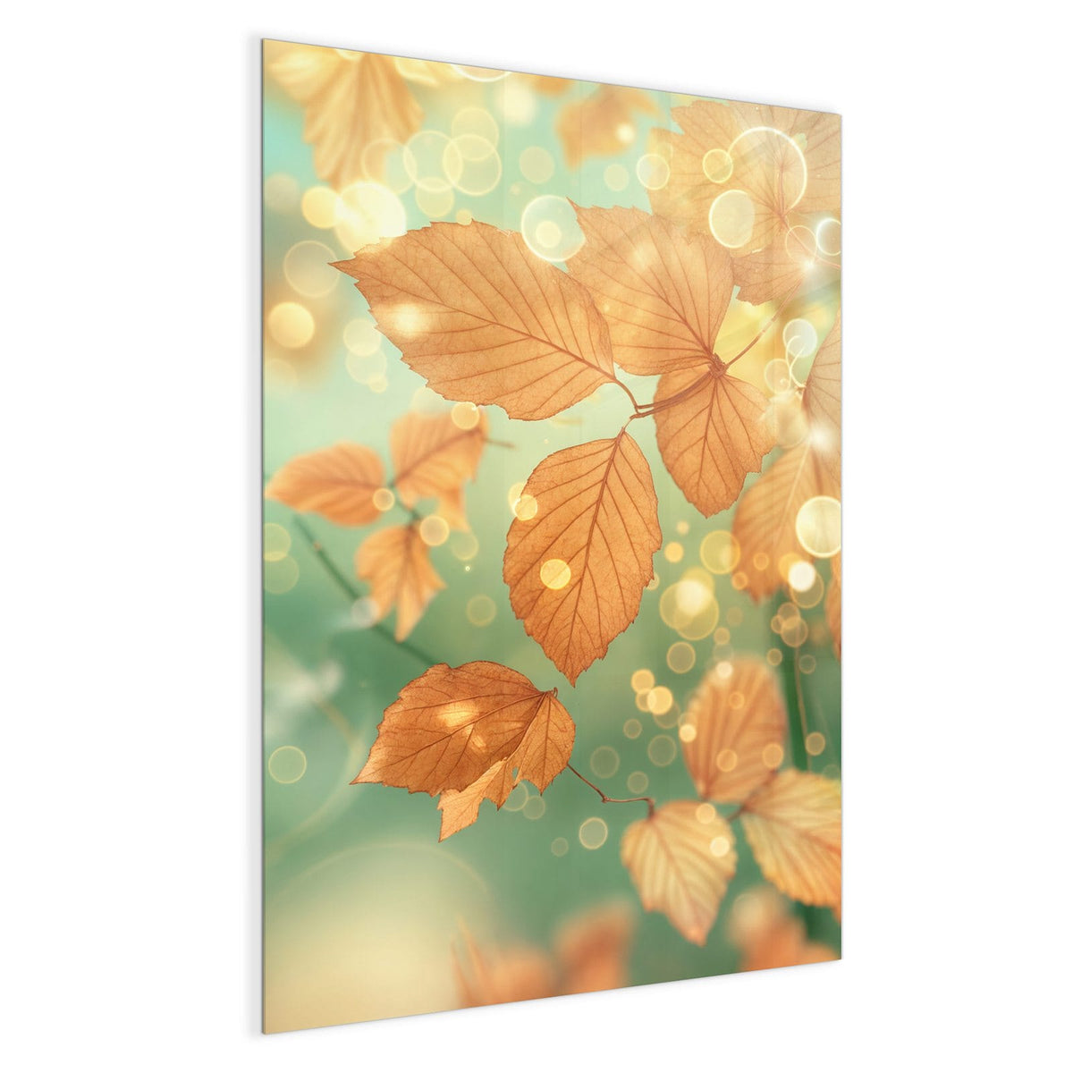 goldbraune Herbstblätter vor mintgrün-türkisem Bokeh
