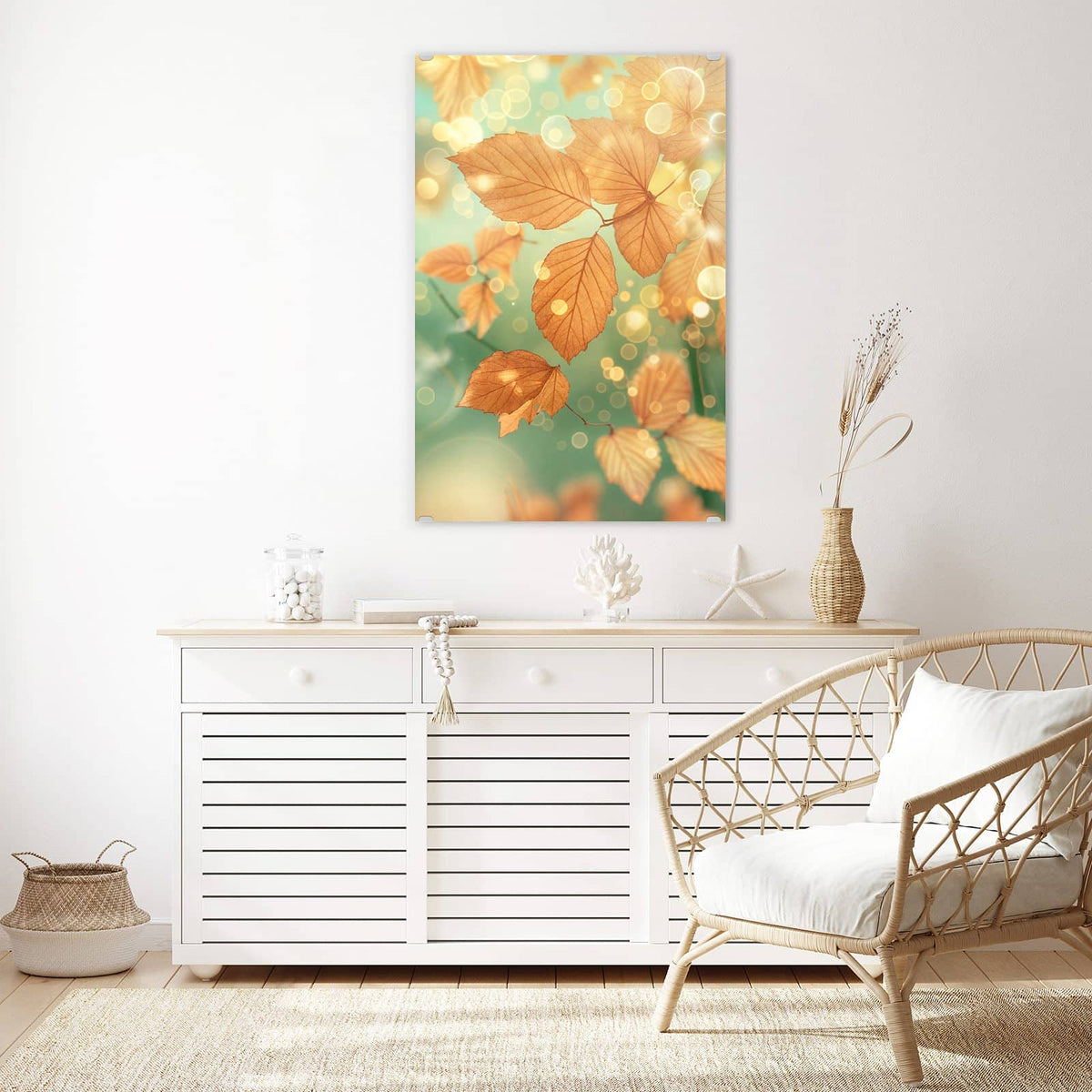 Glasbild Blätter vor Türkis an der Wand – goldbraune Herbstblätter vor mintgrün-türkisem Bokeh
