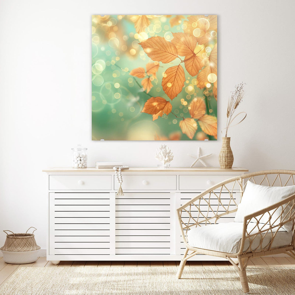 Glasbild Blätter vor Türkis an der Wand – goldbraune Herbstblätter vor mintgrün-türkisem Bokeh