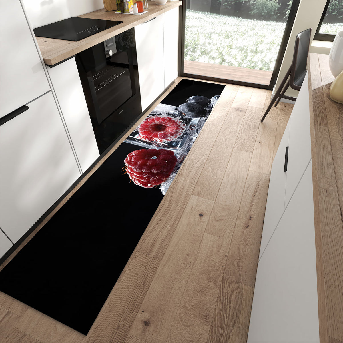 Abriebfester rutschfester Küchenteppich mit Motiv Gefrorene Früchte in moderner Küche