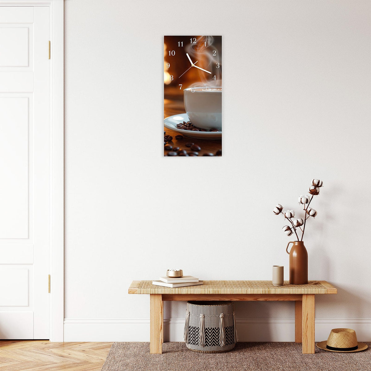 Moderne Wanduhr aus Glas mit Farbtiefe – Wanduhr Gemütliche Kaffeepause aus Glas – Hochformat 30 × 60 cm