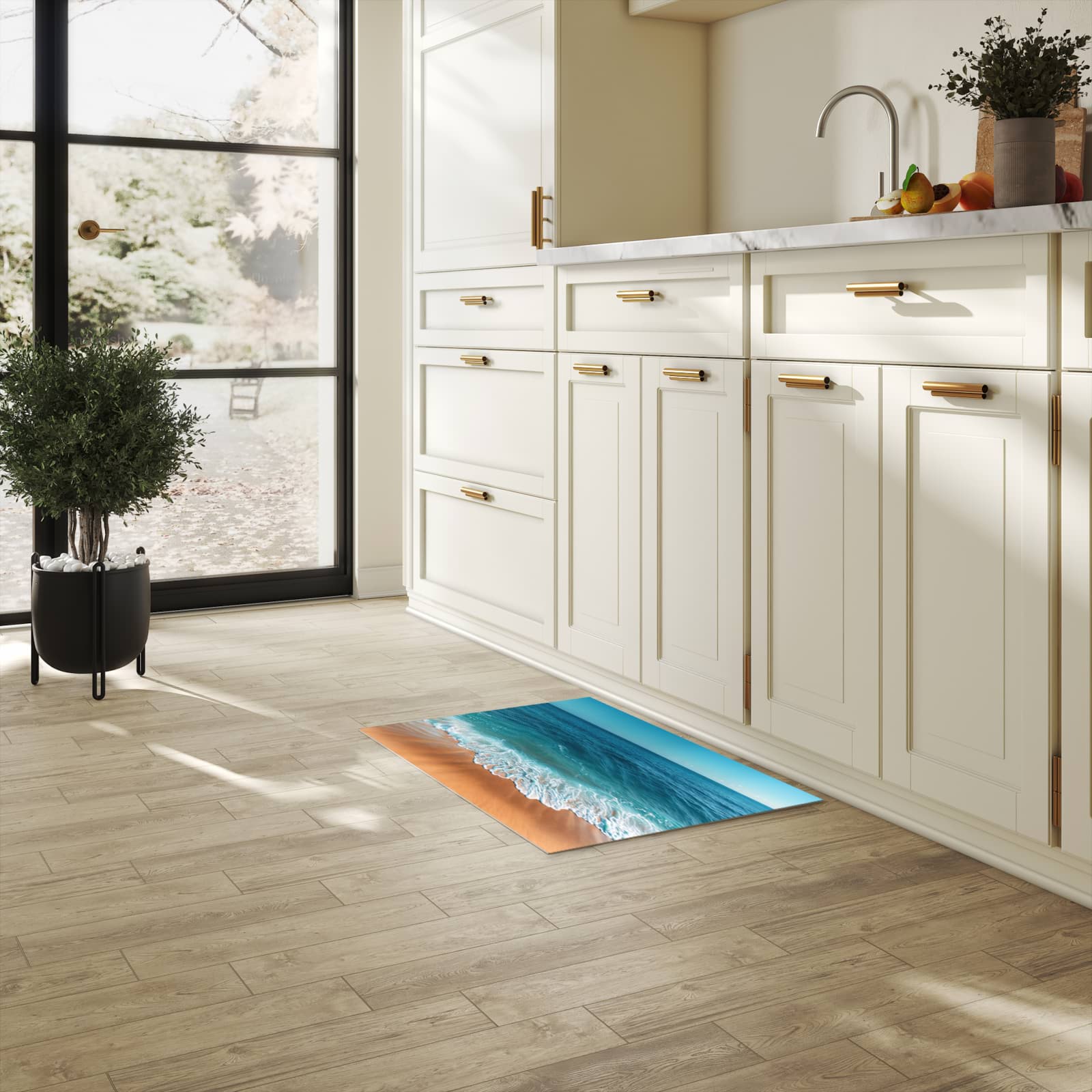 Waschbarer Küchenteppich mit Motiv Sandstrand Wellen in heller Küche