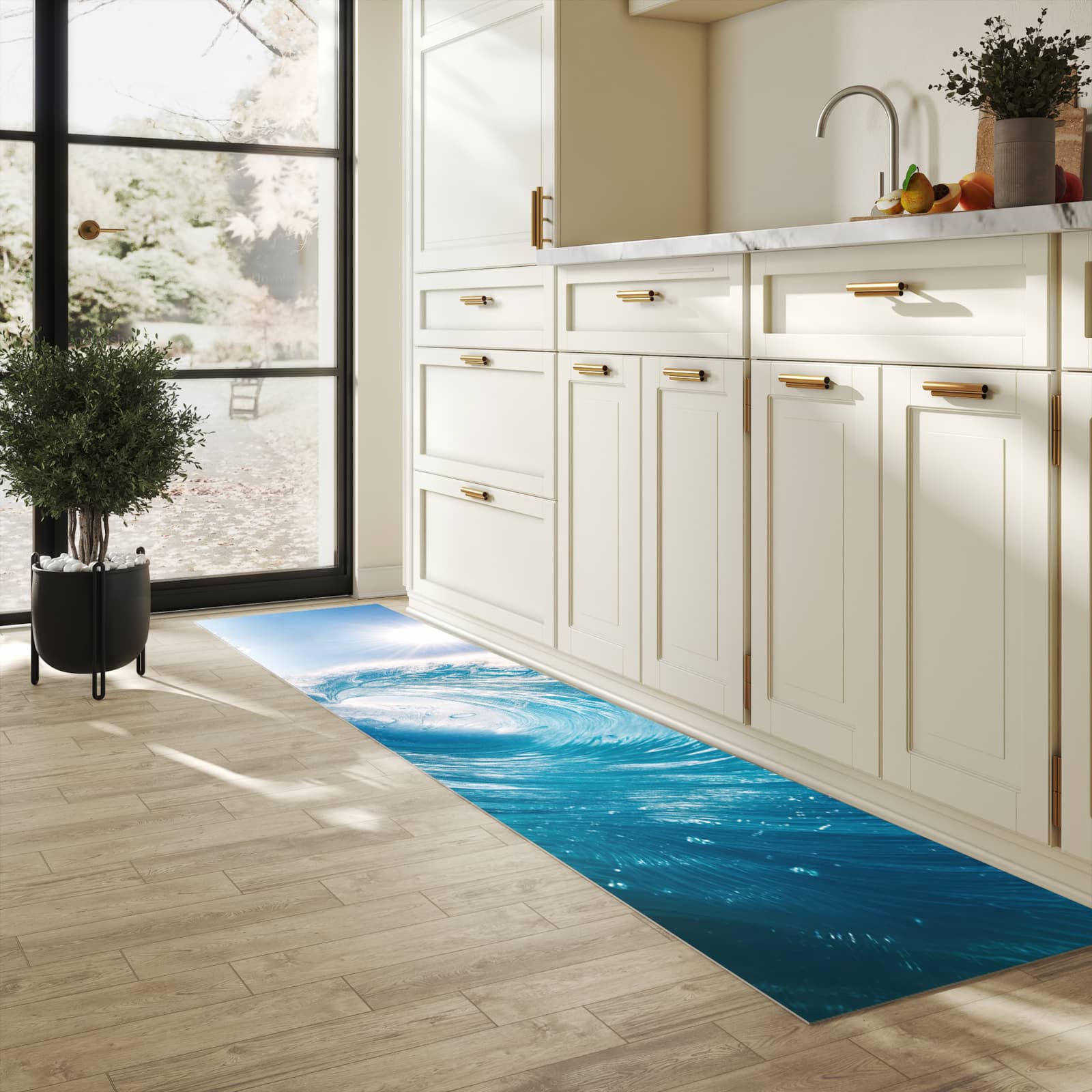 Langlebiger Teppich für die Küche mit Motiv Riesige Welle Strand in heller Küche