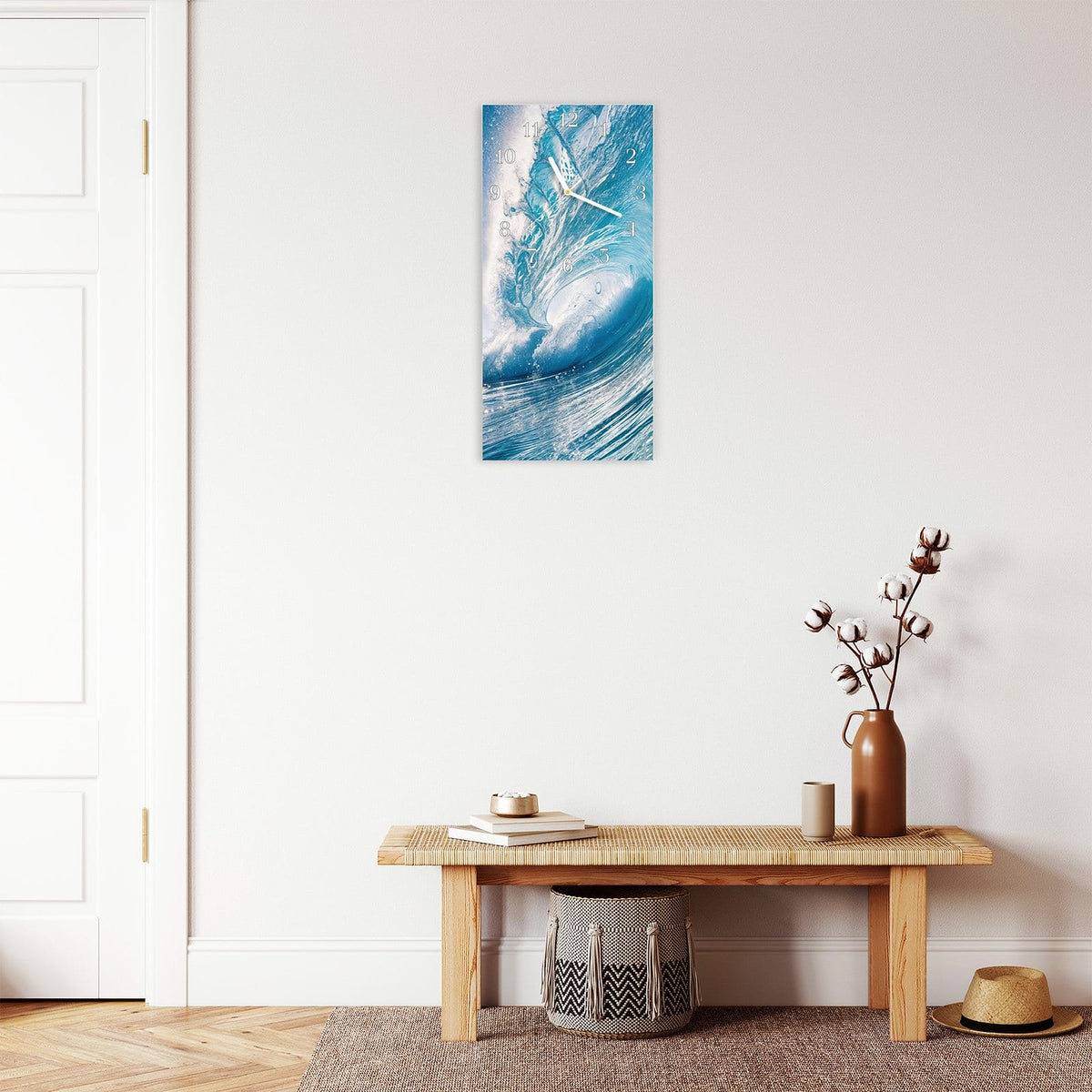 Moderne Wanduhr aus Glas mit Farbtiefe – Wanduhr Riesige Welle Strand aus Glas – Hochformat 30 × 60 cm