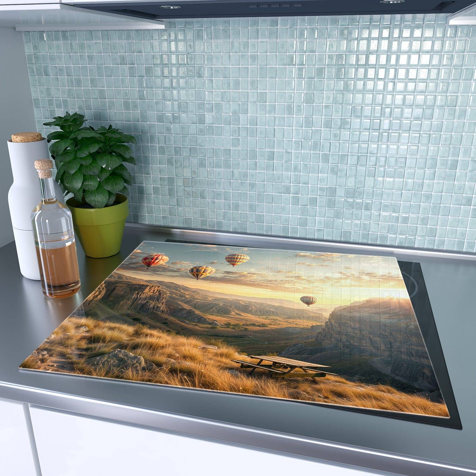 1-teilige Herdabdeckplatte für Ceranfeld mit Landschaft mit Ballons-Motiv in moderner Küche