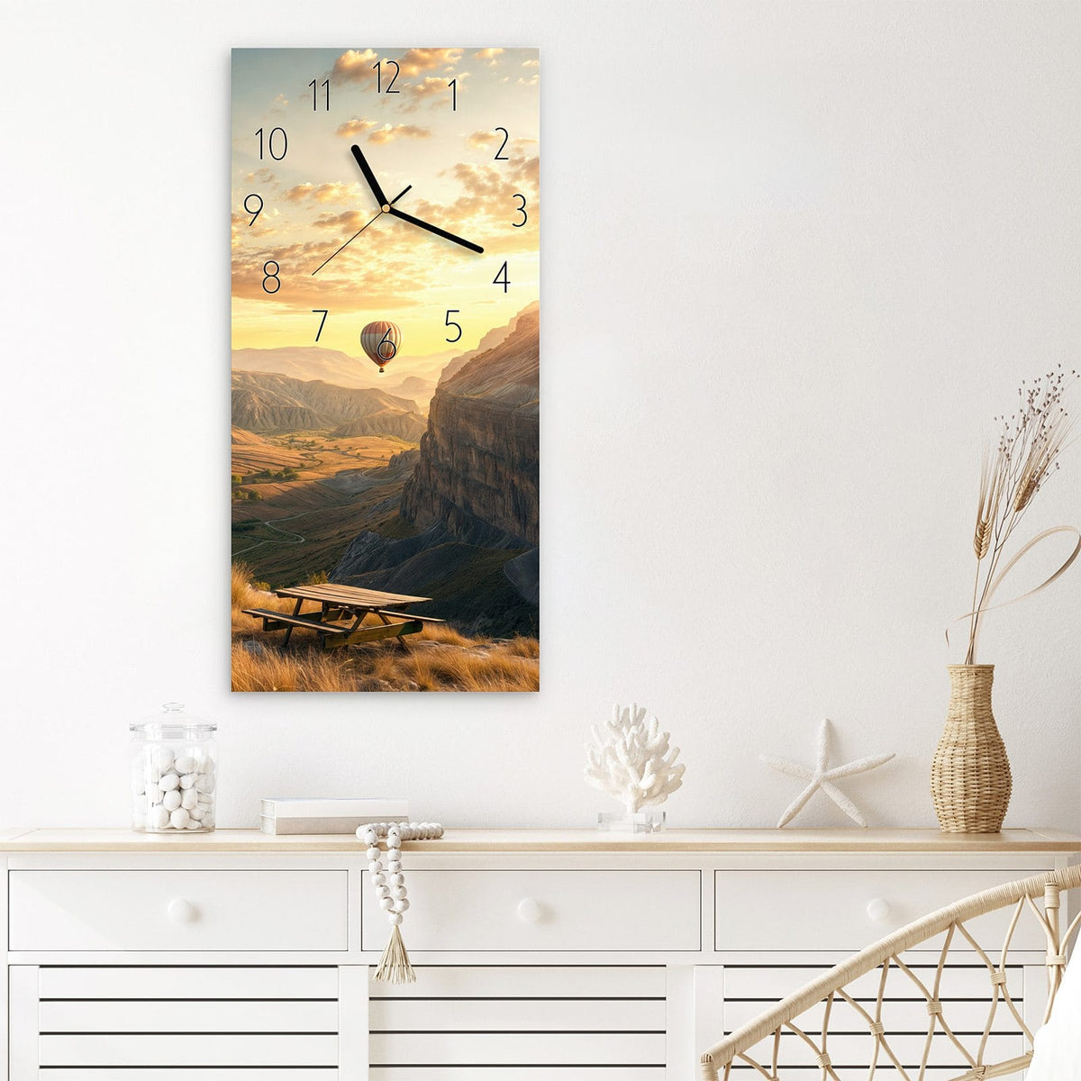 Wanduhr Landschaft mit Ballons aus Glas – Heißluftballons über Canyons