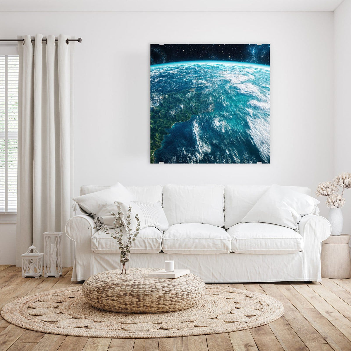 Glasbild Ozeane aus dem Orbit an der Wand – Erde aus niedriger Umlaufbahn, türkise Ozeane, grüne Küste, Wolkenbänder, Sterne am Horizont