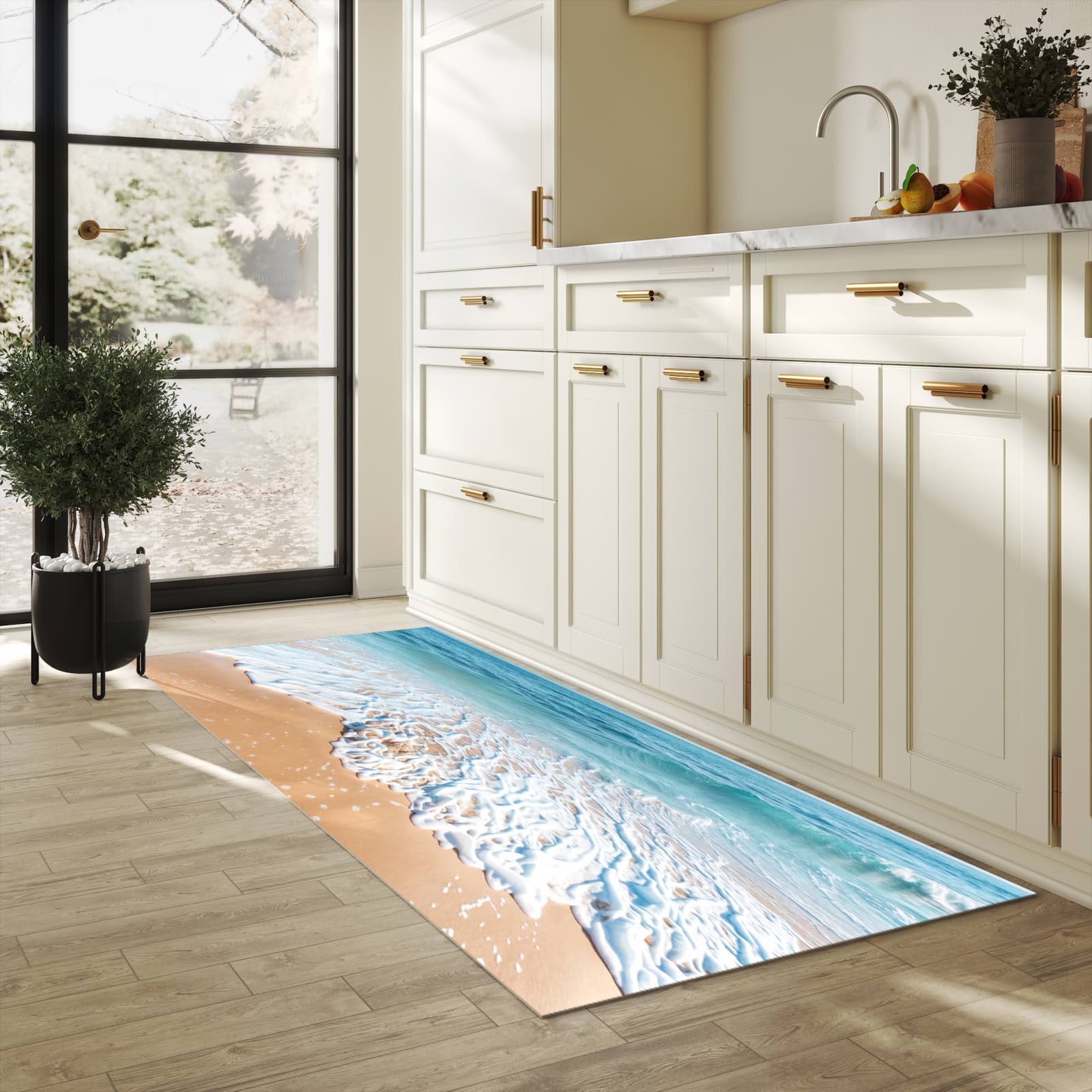 Schmutzabweisender Küchenläufer mit Motiv Tropischer Strand in heller Küche