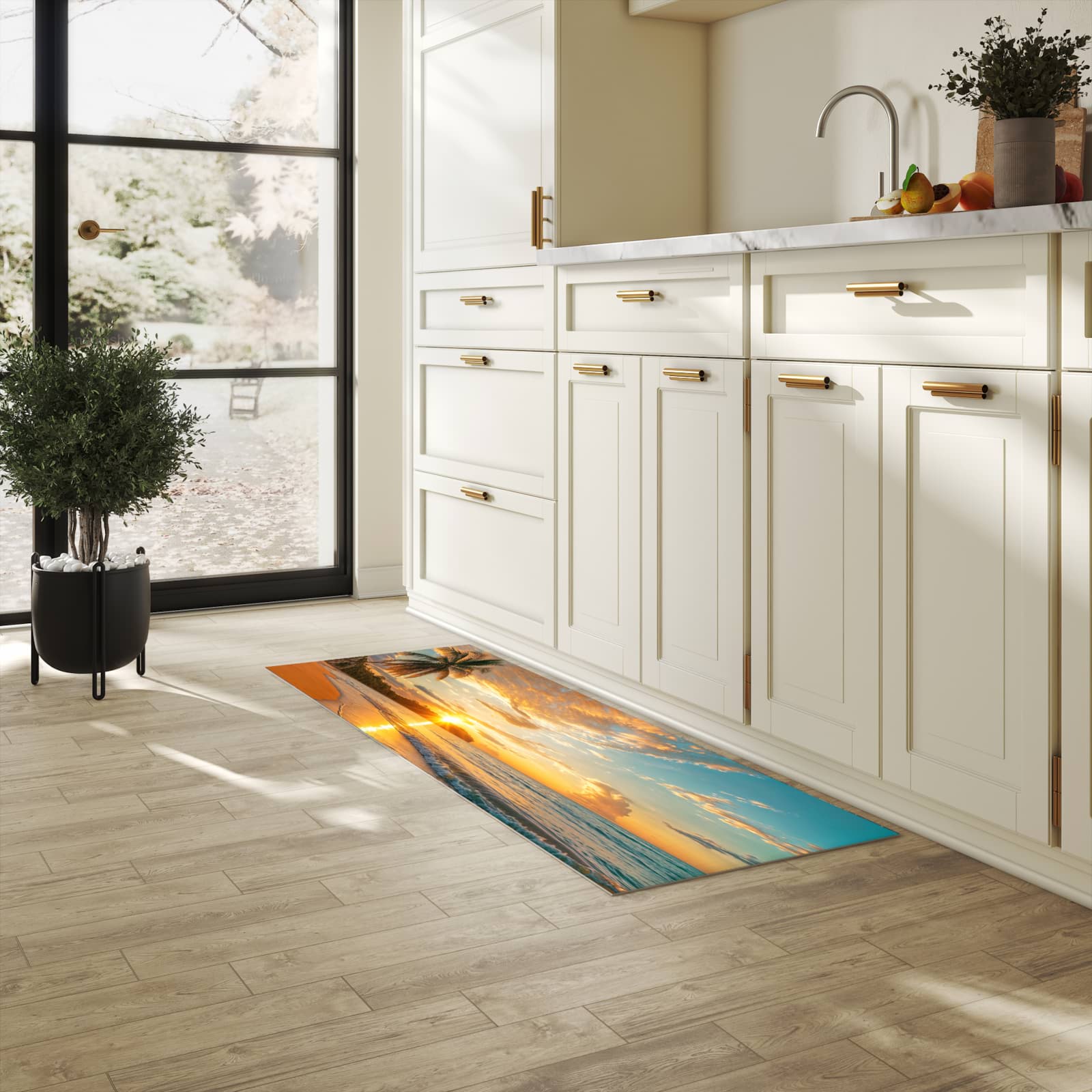 Pflegeleichter moderner Küchenläufer mit Motiv Strand von Sonnenuntergang in heller Küche