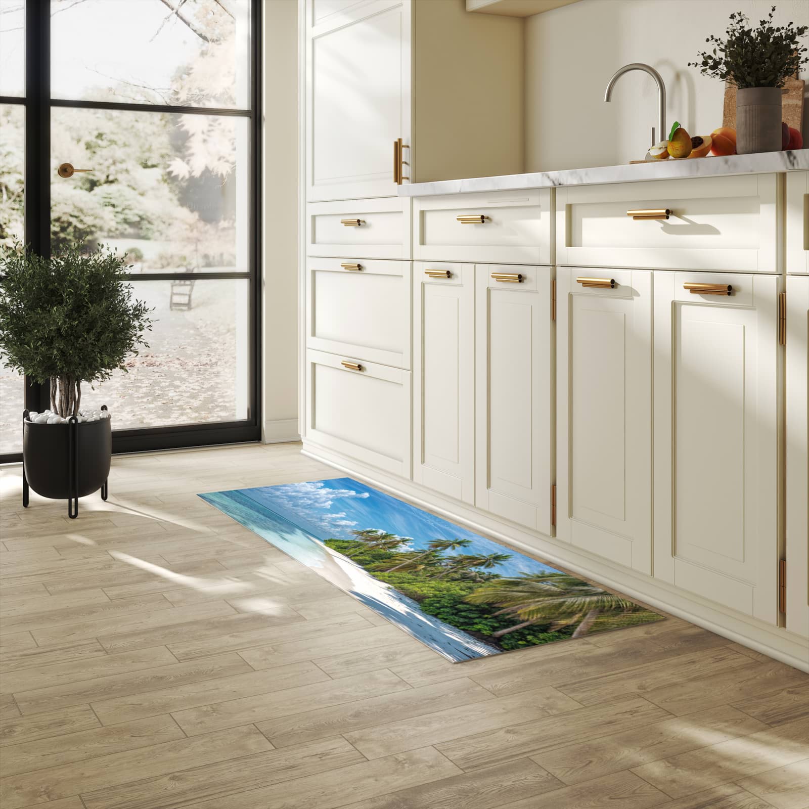 Waschbarer Küchenteppich mit Motiv Strand von Tropischer für Ordnung in heller Küche