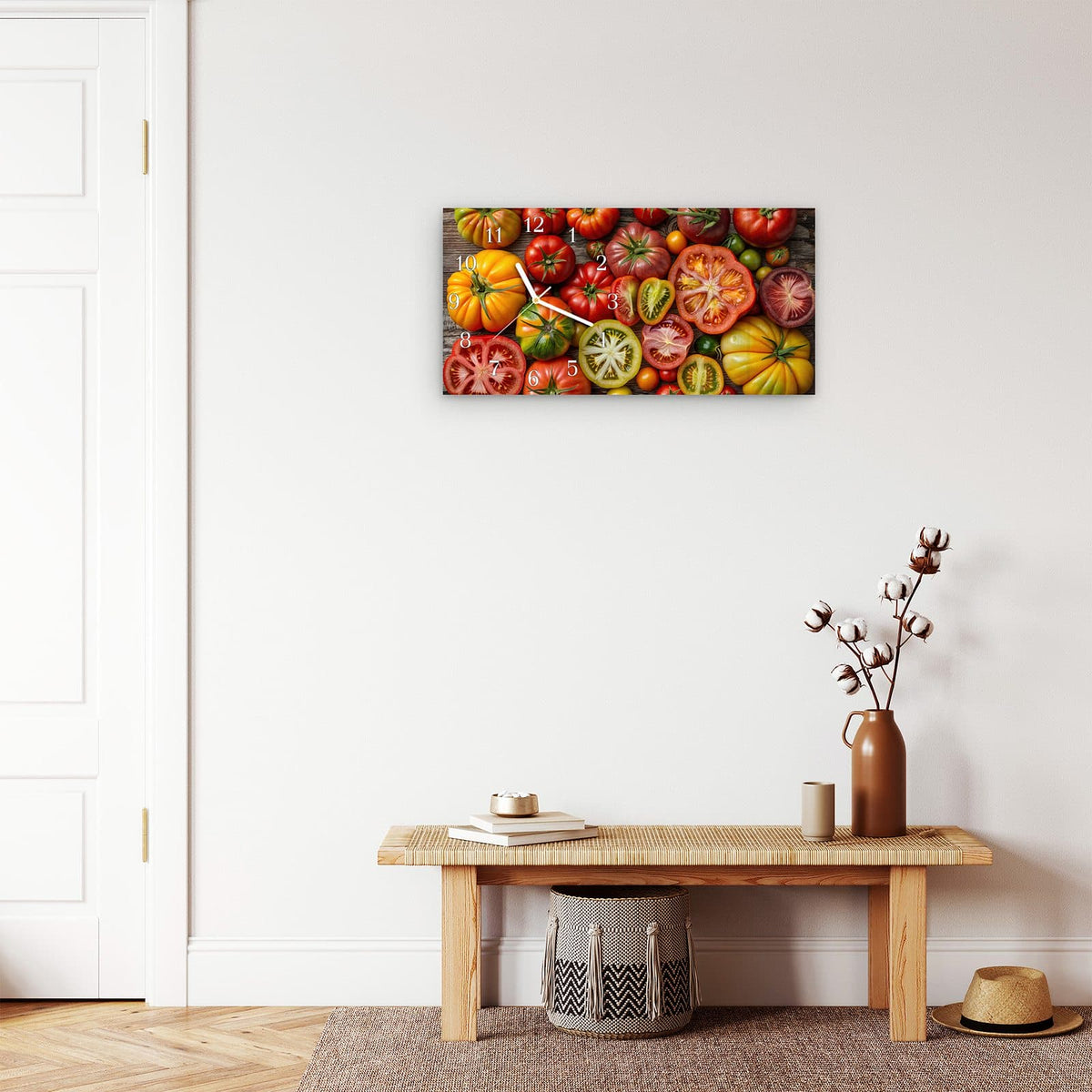 Moderne Wanduhr aus Glas mit Farbtiefe – Wanduhr Verschiedene Tomaten aus Glas – Querformat 60 × 30 cm