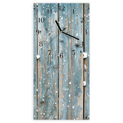 Wanduhr mit dem Motiv Schneeflocken auf Holz