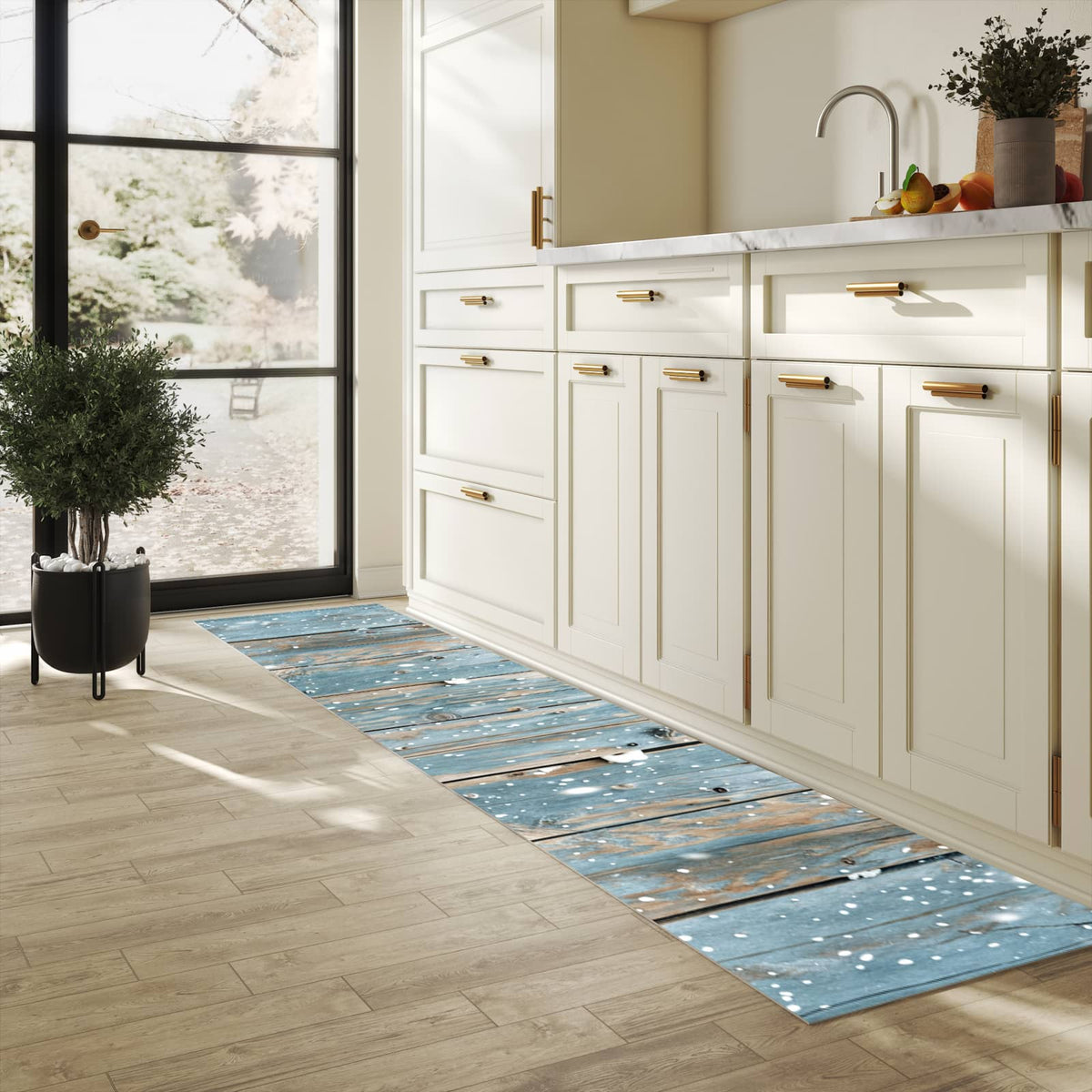 UV-beständiger rutschfester Küchenläufer mit Motiv Holz mit Schnee in heller Küche