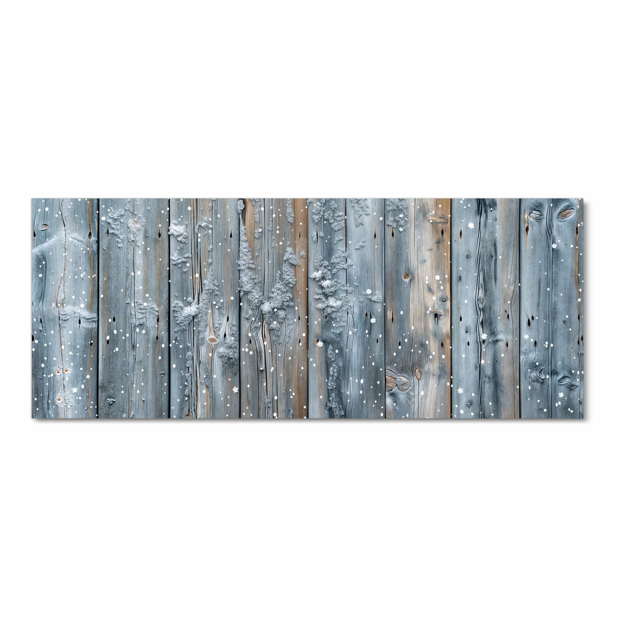 Senkrechte graublaue Latten mit Schnee und weißen Schneeflocken-Tupfen