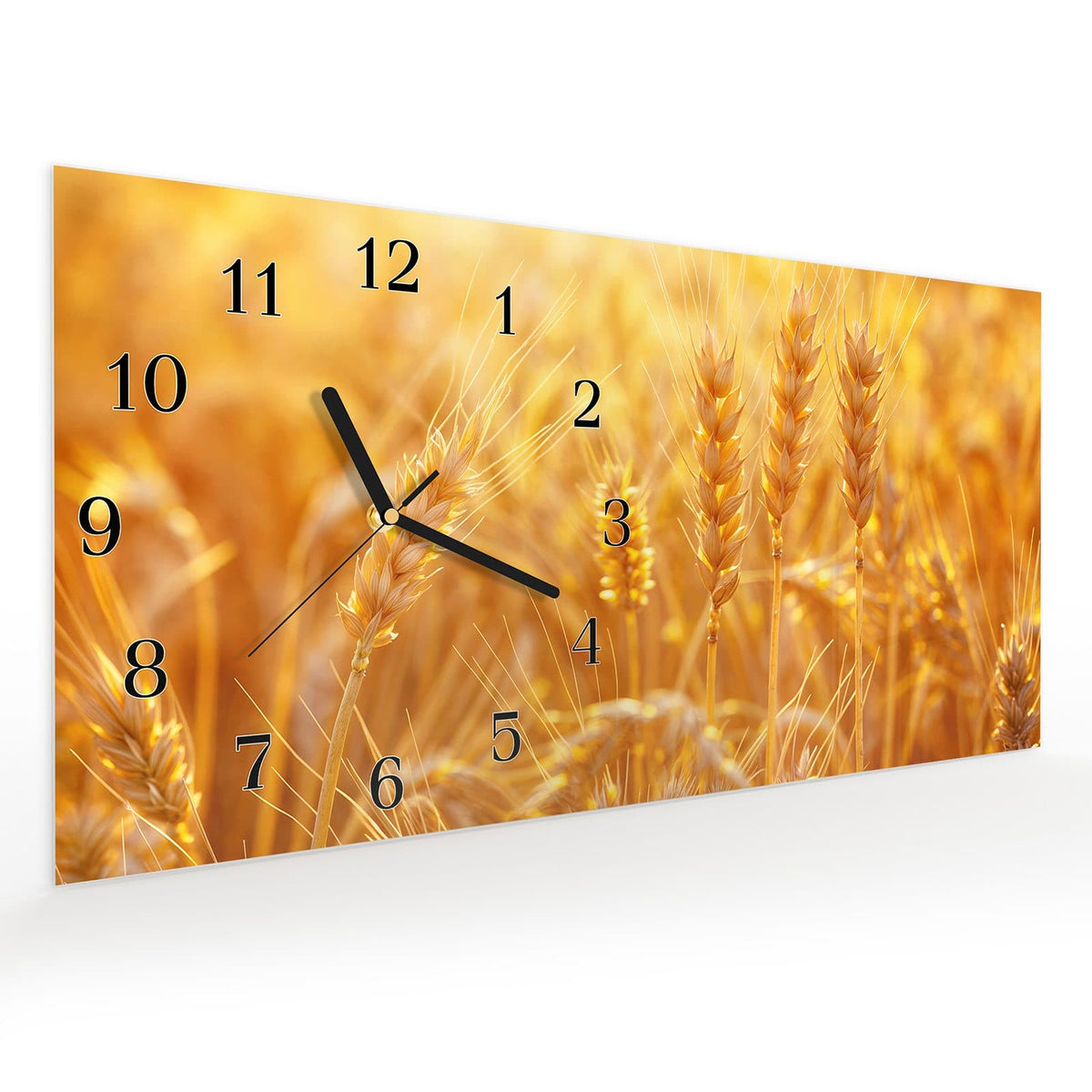 Vormontiert – mit Schwebeeffekt – Wanduhr Goldene Ähren im Abendlicht aus Glas – Querformat 60 × 30 cm