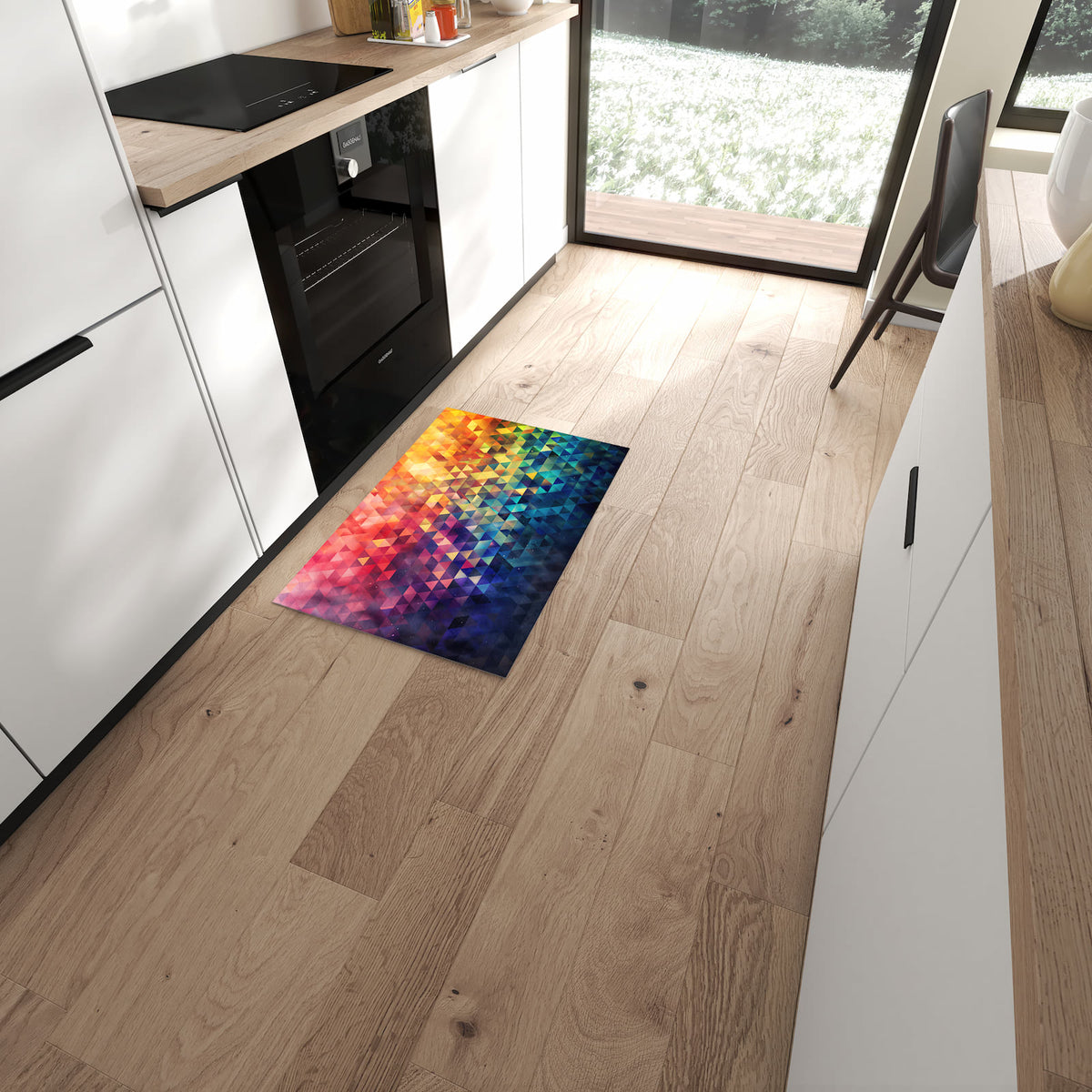 Farbbeständiger Küchenläufer mit Motiv Bunte Dreiecke in moderner Küche zum Waschen