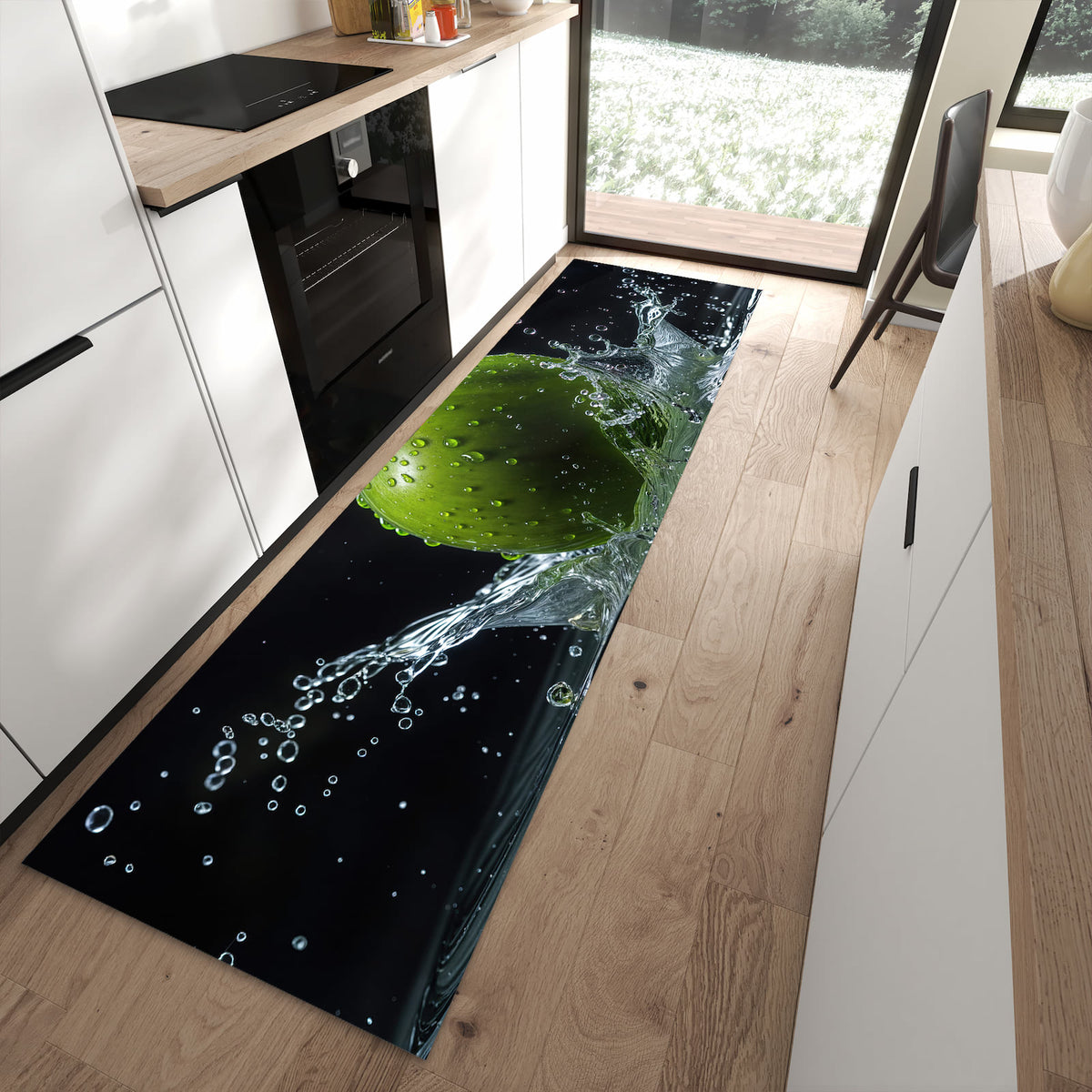 Strapazierfähiger Küchenläufer mit Motiv Apfel im Wasser in moderner Küche