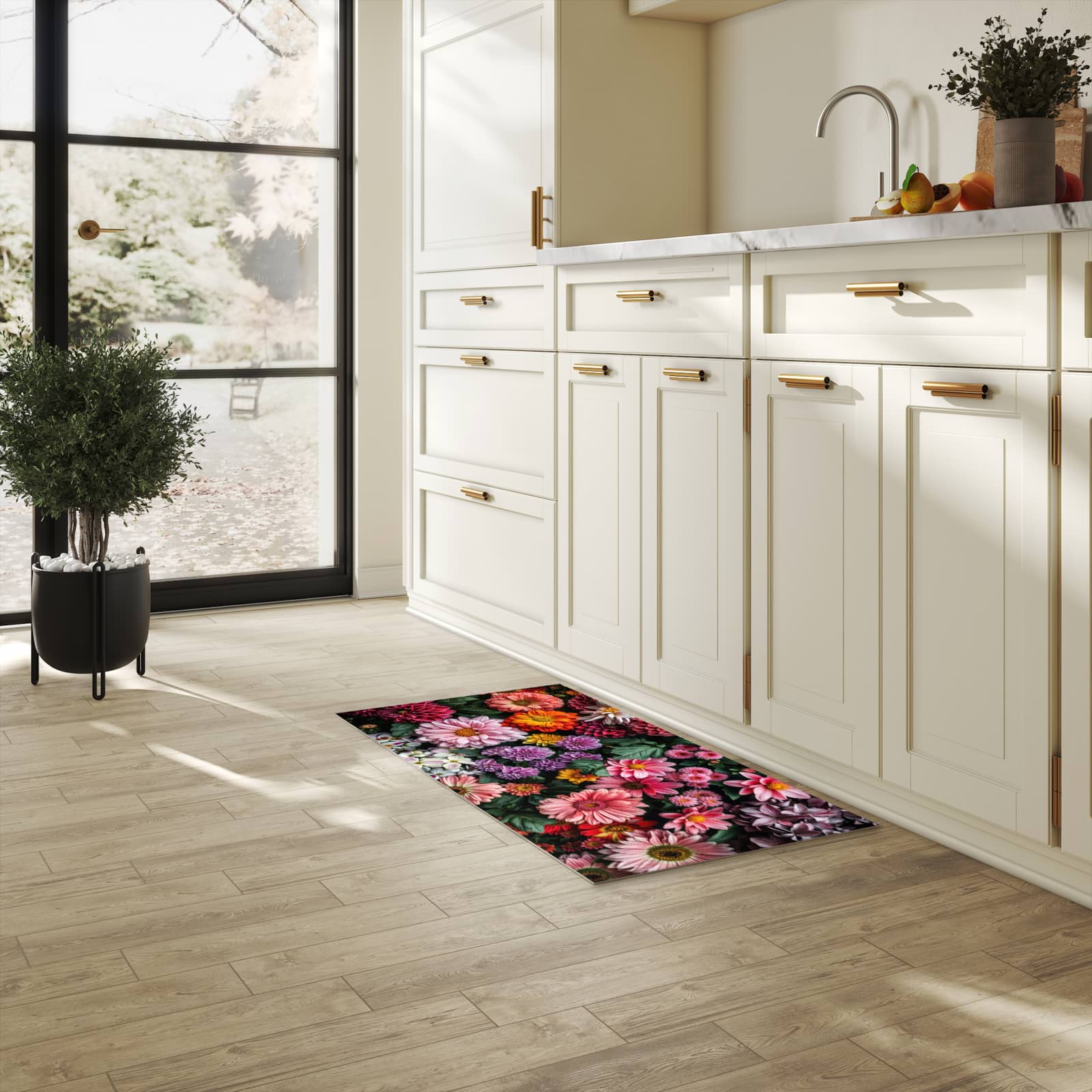 Strapazierfähiger abwaschbarer Küchenläufer mit Motiv Blumenkomposition in heller Küche