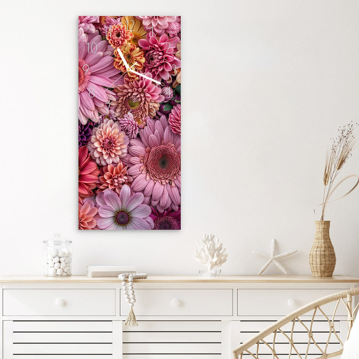 Wanduhr Bunte Blumenpracht aus Glas – Dichtes Blütenmeer in Rosa