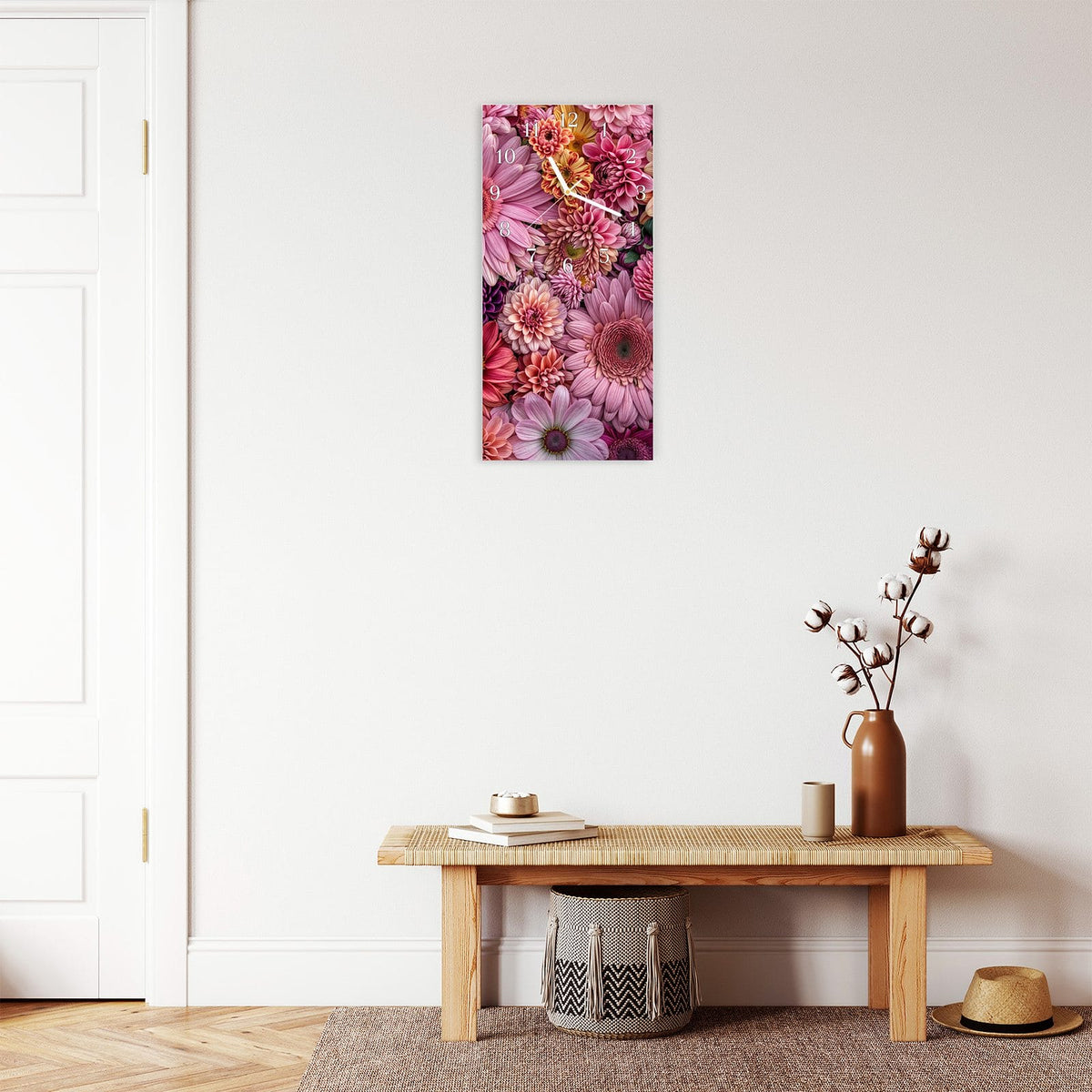 Moderne Wanduhr aus Glas mit Farbtiefe – Wanduhr Bunte Blumenpracht aus Glas – Hochformat 30 × 60 cm