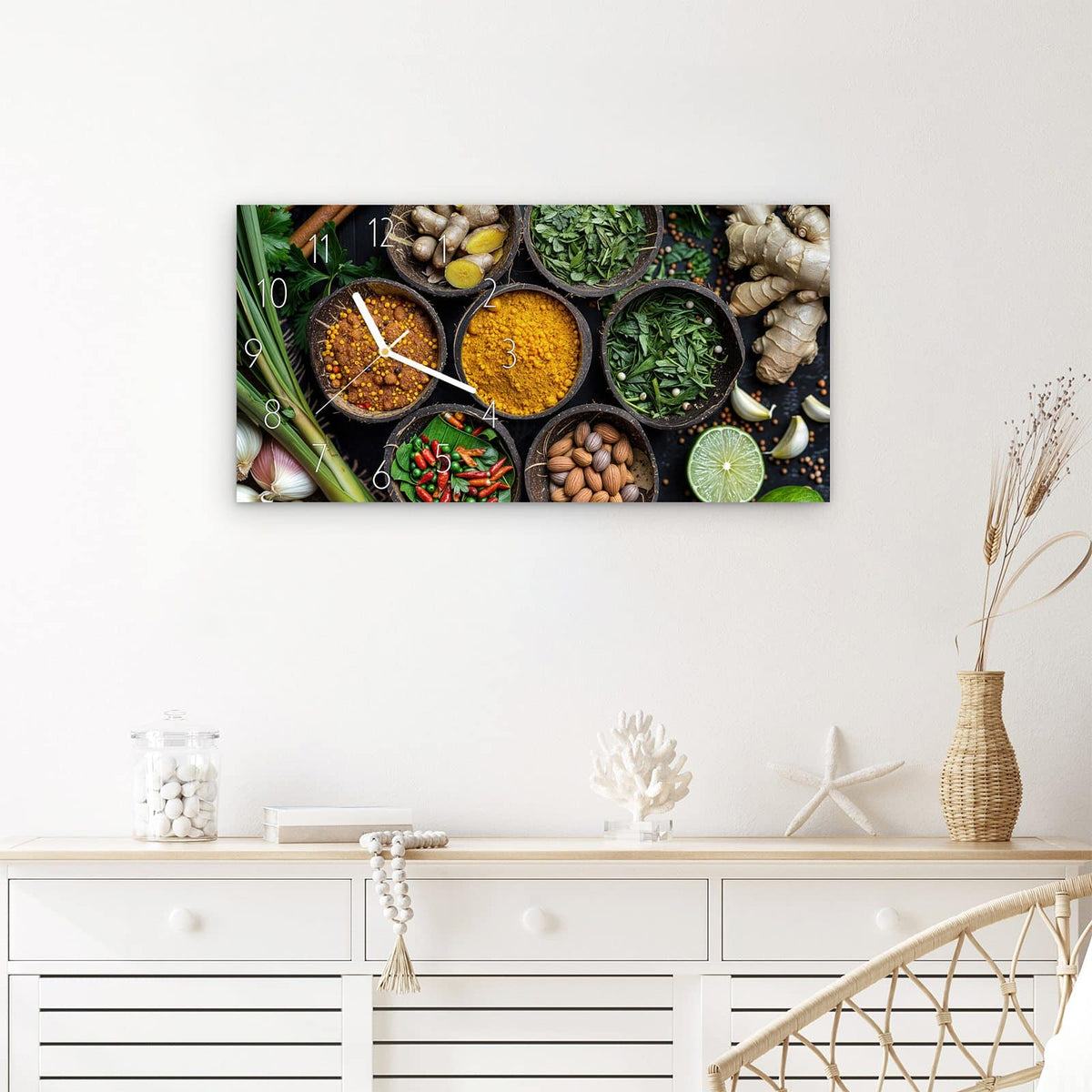 Wanduhr Gewürz Variationen aus Glas – Querformat 60 × 30 cm – Gewürze in Kokosnussschalen