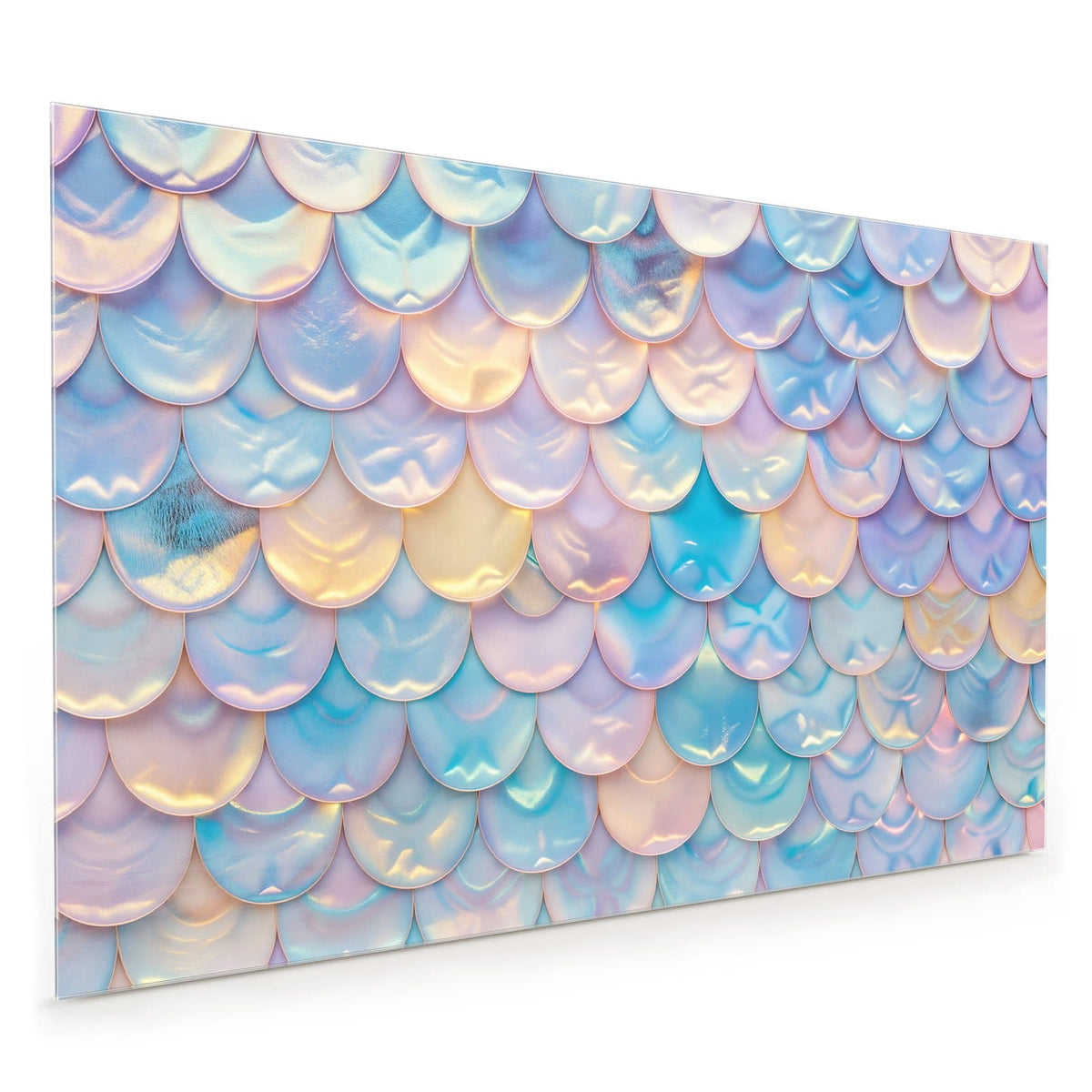 Küchenrückwand aus Glas im Hochformat mit Motiv Schuppen in Pastell: Perlmuttartige Halbkreis-Schuppen in Hellblau, Rosa und Gelb