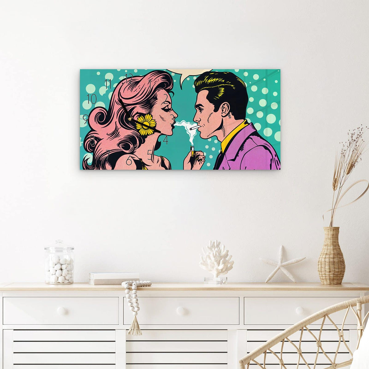 Wanduhr Retro Pop Art Duo aus Glas – Querformat 60 × 30 cm – Pop-Art-Paar vor Punkten