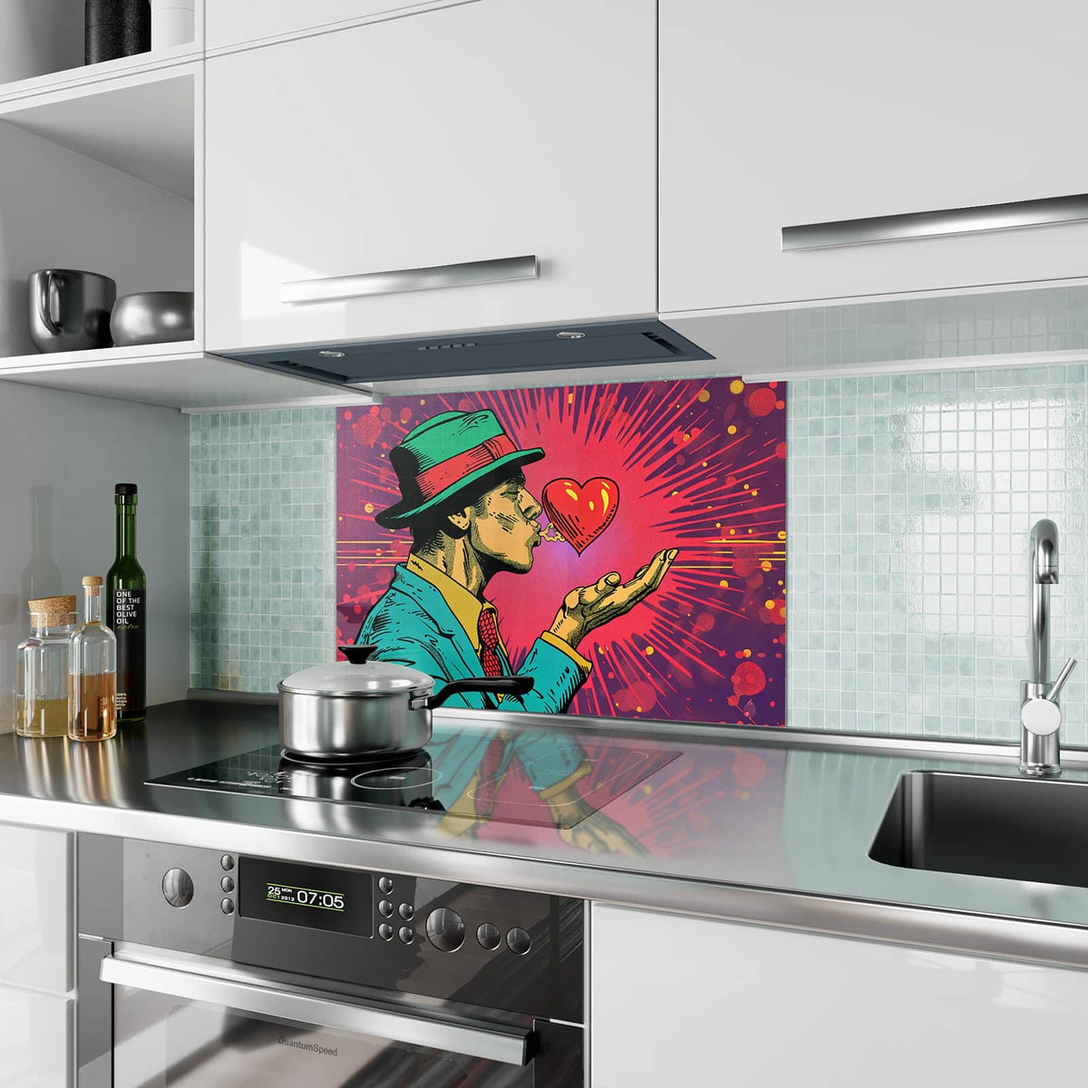 Küchenrückwand aus Glas Mann mit rotem Herz im Hochformat als Spritzschutz hinter dem Kochfeld, über dem Fliesenspiegel montiert