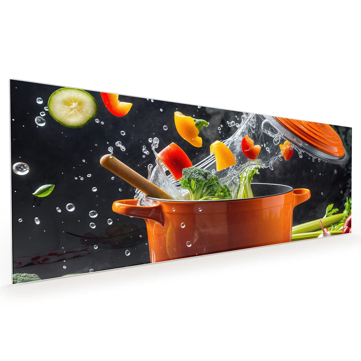 Küchenrückwand aus Glas im Hochformat mit Motiv Oranger Topf mit Gemüse: Oranger Emailletopf, aus dem Paprikastücke, Brokkoli und Wasser hochspritzen #grösse_40 x 100 cm #grösse_50 x 125 cm #grösse_60 x 150 cm