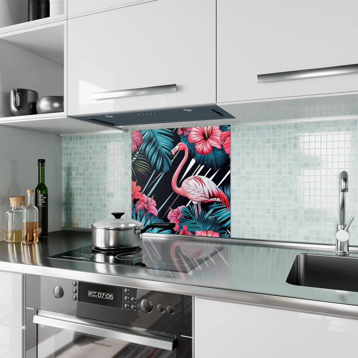 Küchenrückwand aus Glas Flamingo auf Schwarz im quadratischen Format als Spritzschutz hinter dem Kochfeld, über dem Fliesenspiegel montiert