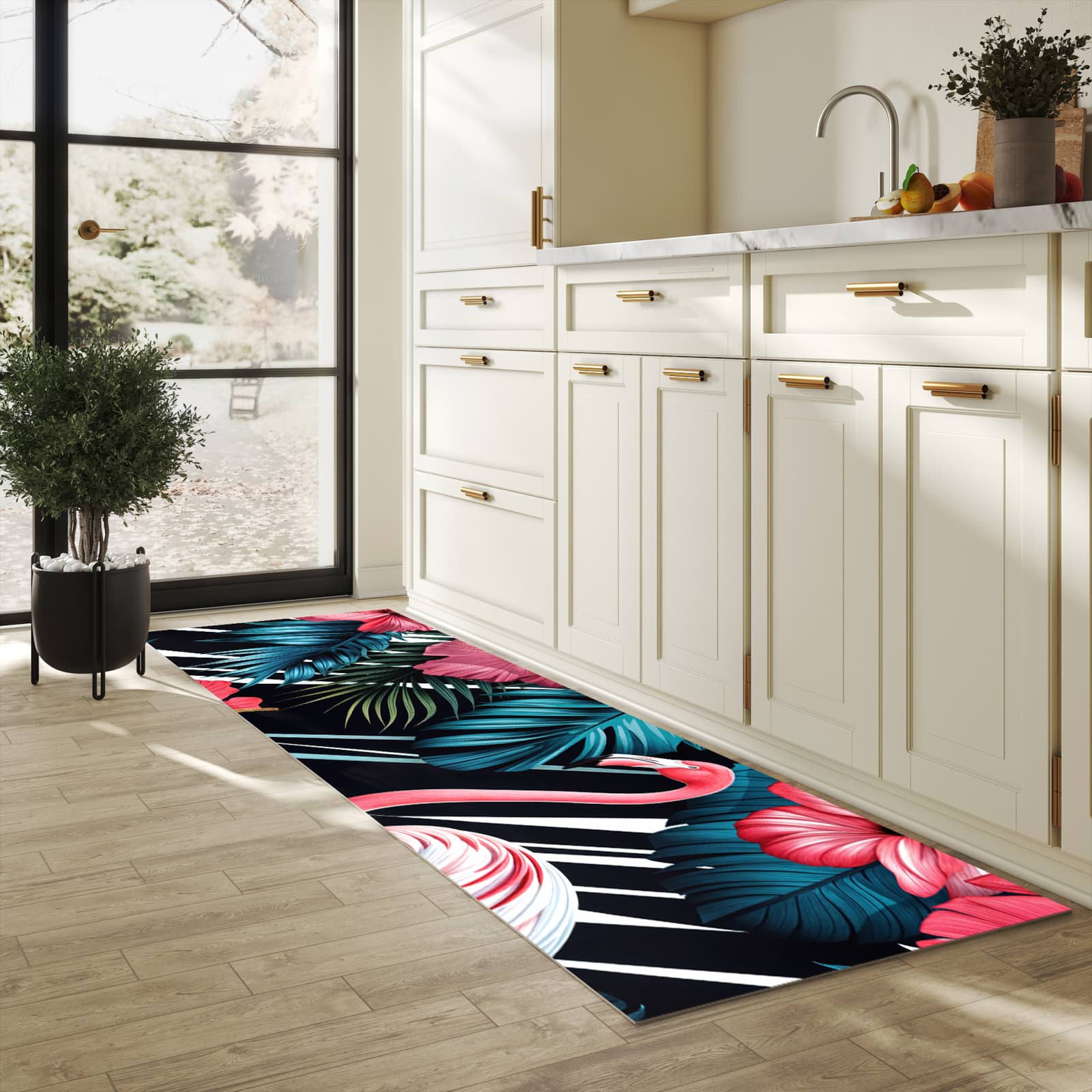 UV-beständiger Küchenläufer mit Motiv Flamingo Paradise in heller Küche