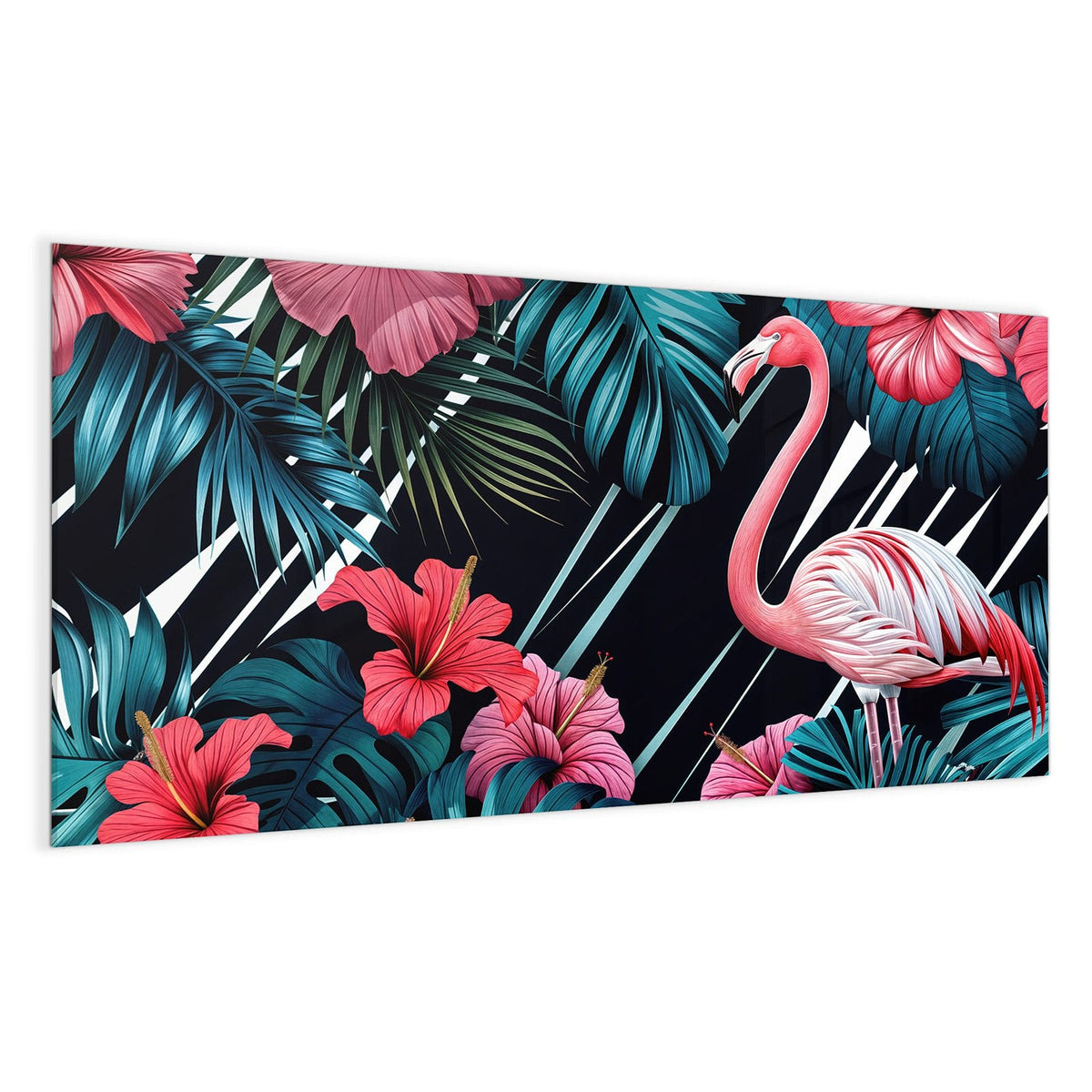 Flamingo zwischen pinken Hibiskusblüten und türkisen Monstera- und Palmblättern auf Schwarz.