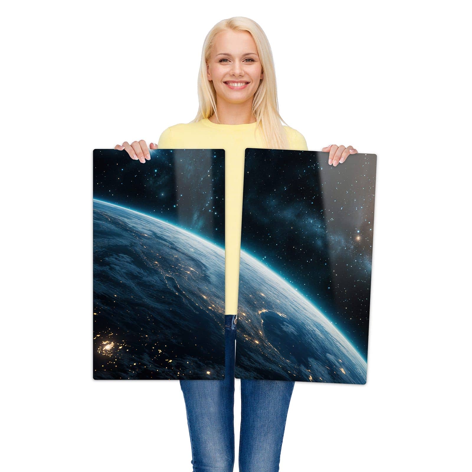 2-teilige Herdabdeckplatten mit Planet im Universum-Motiv wird zur Größendarstellung gehalten