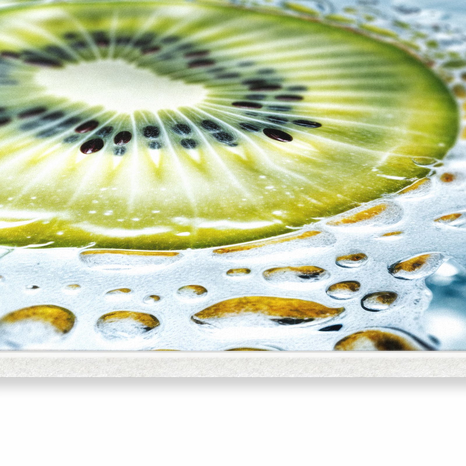 Feuchtigkeitsresistenter waschbarer Küchenteppich mit Motiv Kiwi mit Eis in seitlicher Ansicht