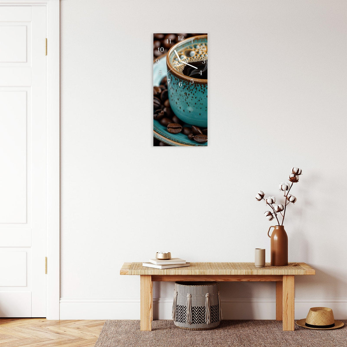 Moderne Wanduhr aus Glas mit Farbtiefe – Wanduhr Kaffee mit Tasse aus Glas – Hochformat 30 × 60 cm