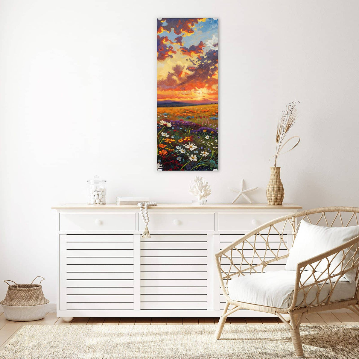 Glasbild Wildblumen im Abendrot an der Wand – Gemalte Wildblumenwiese unter dramatischem Abendhimmel mit orangen Wolken.
