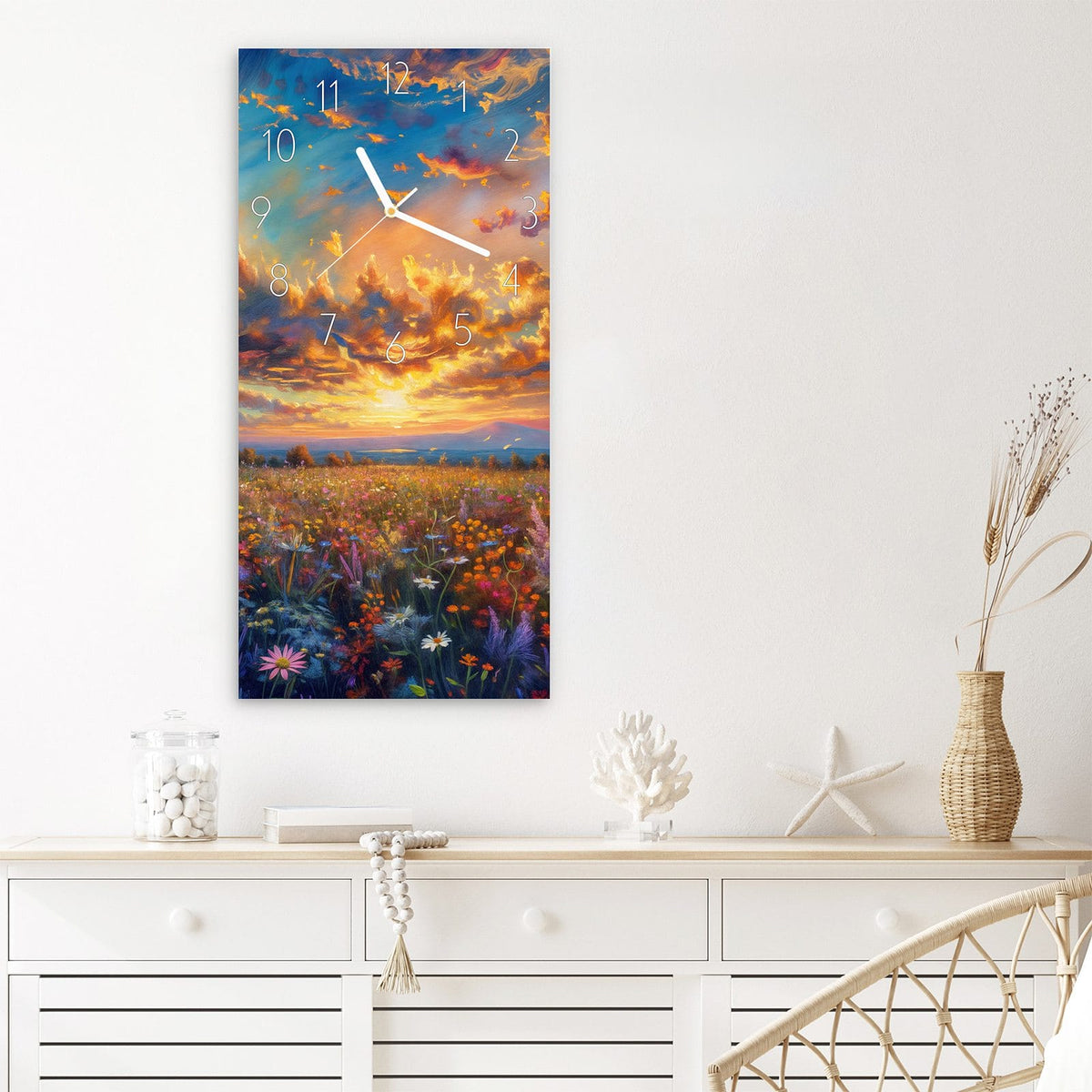 Wanduhr Wildblumenwiese Abendrot aus Glas – Gemalte Wildblumen im Abendrot