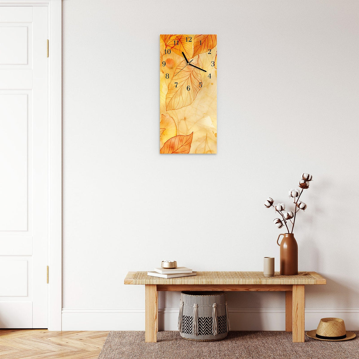 Moderne Wanduhr aus Glas mit Farbtiefe – Wanduhr Herbstblätter aus Glas – Hochformat 30 × 60 cm