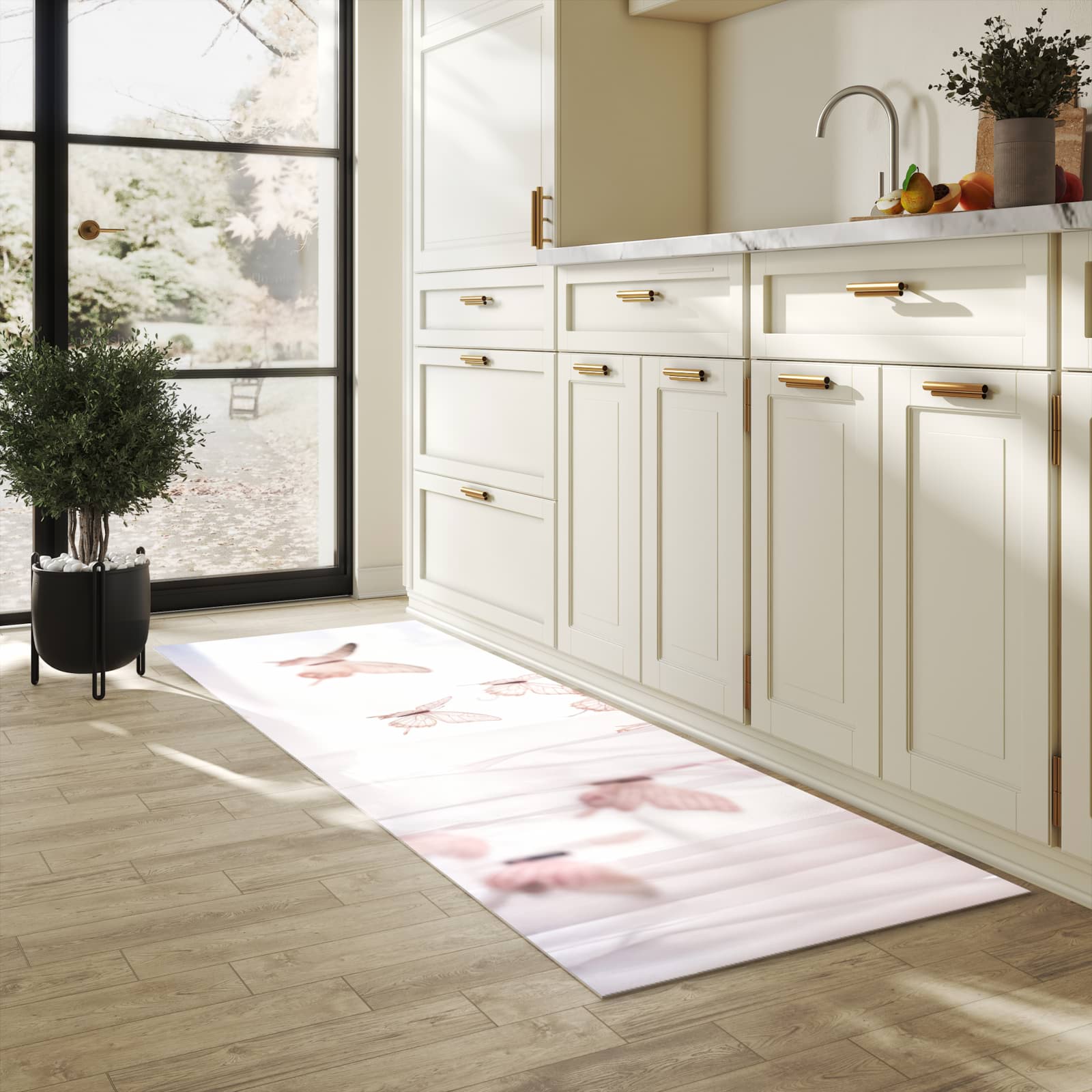 Flacher rutschfester Küchenteppich mit Motiv Schmetterlinge Vorhangsins in heller Küche