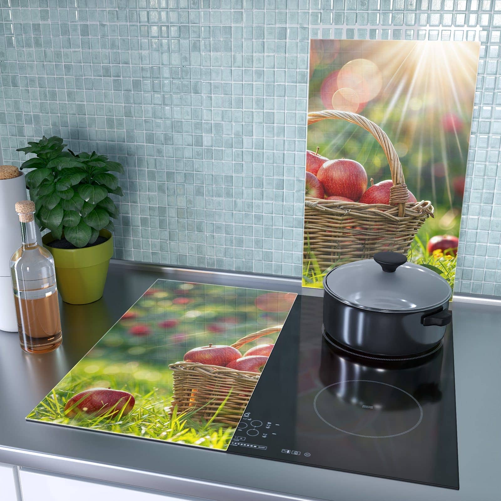 2-teilige Abdeckplatte Ceranfeld mit Korb mit roten Äpfeln-Motiv als Spritzschutz hinter dem Kochfeld